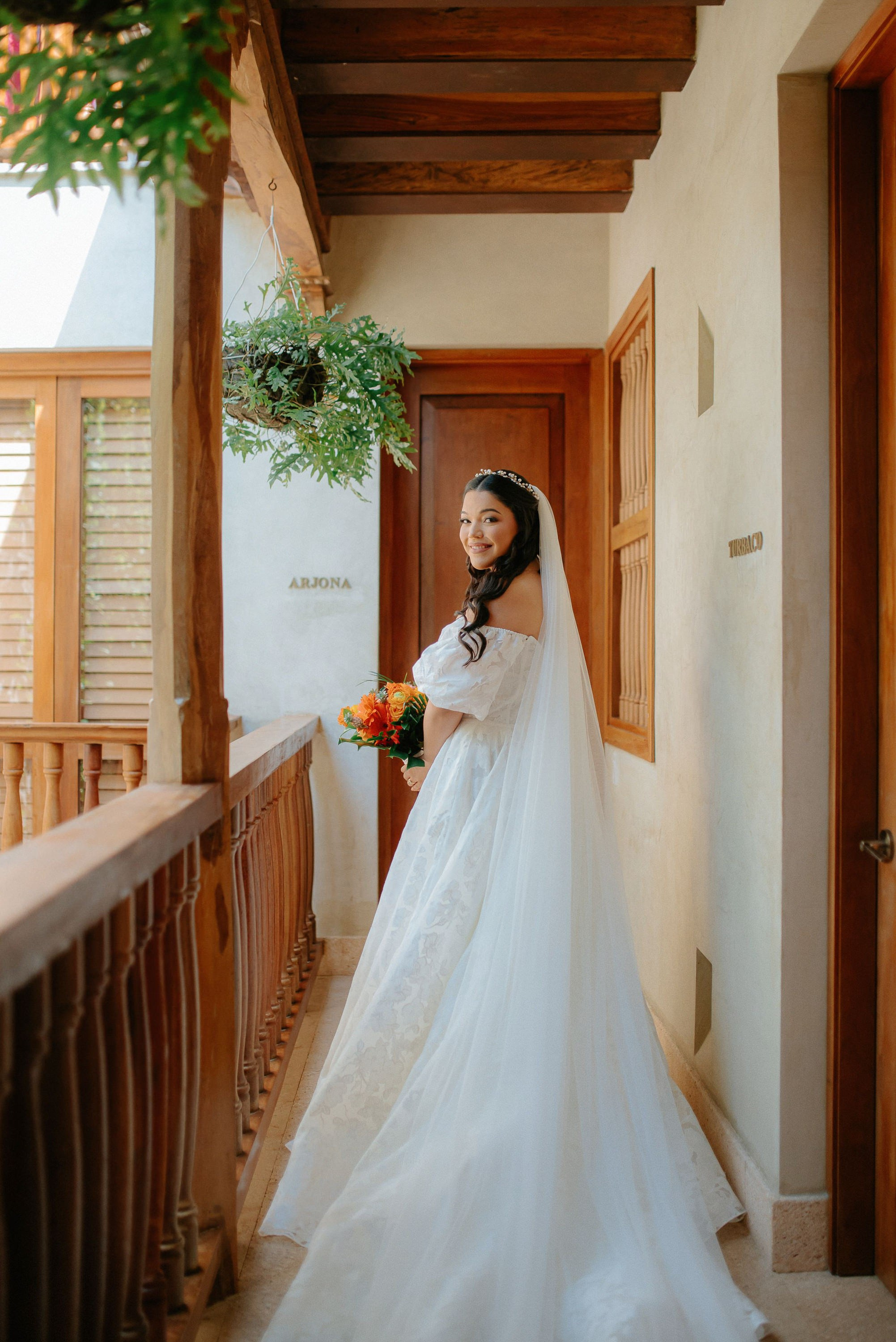 Cindy + Garrett | Destination Wedding Photos in Cartagena 2025 – César Vanegas Photography. César Vanegas Photography | Wedding & Travel Photographer | Cartagena, Colombia
