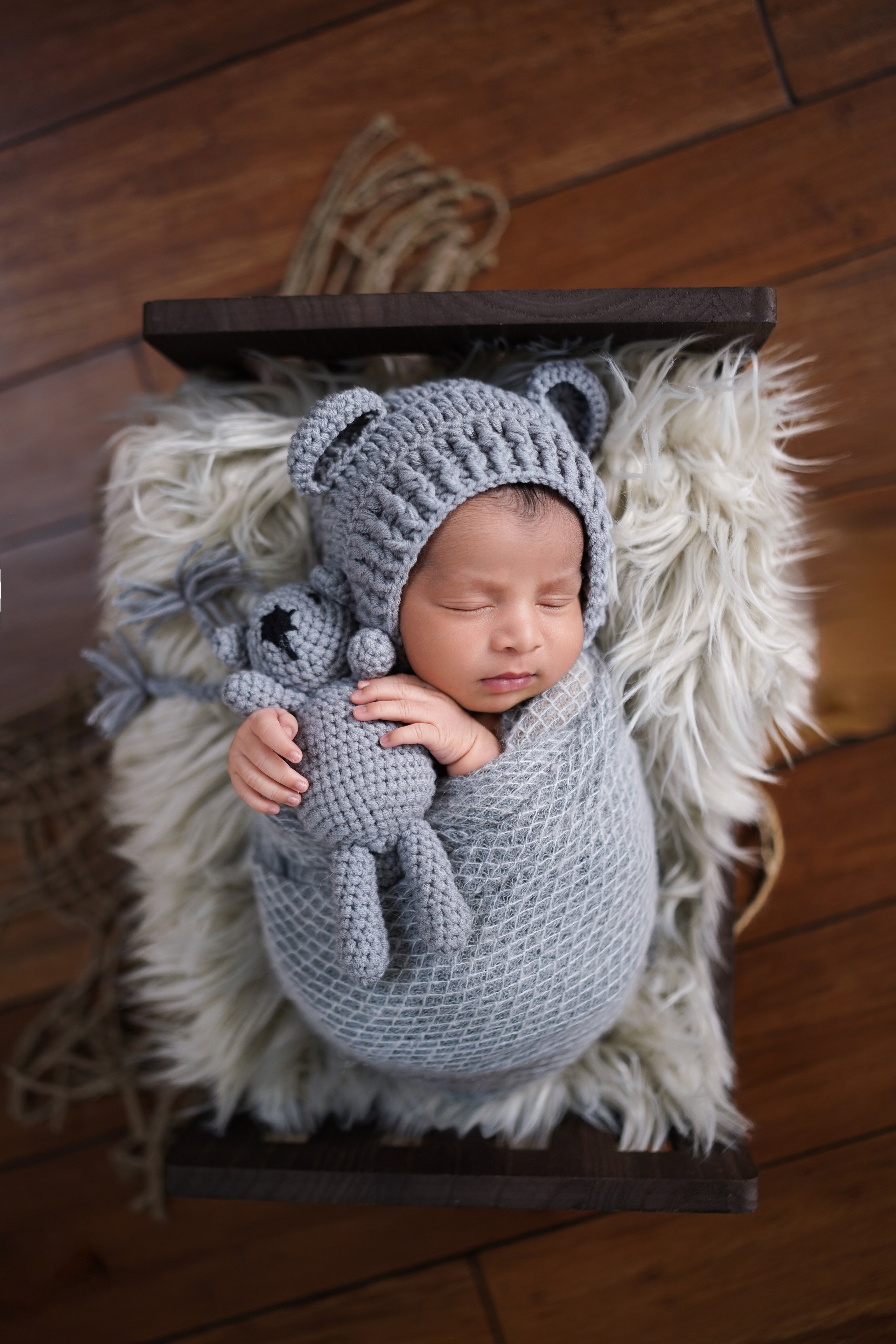 Posed Newborn. Maternity, family and newborn photography in San Francisco Bay Area