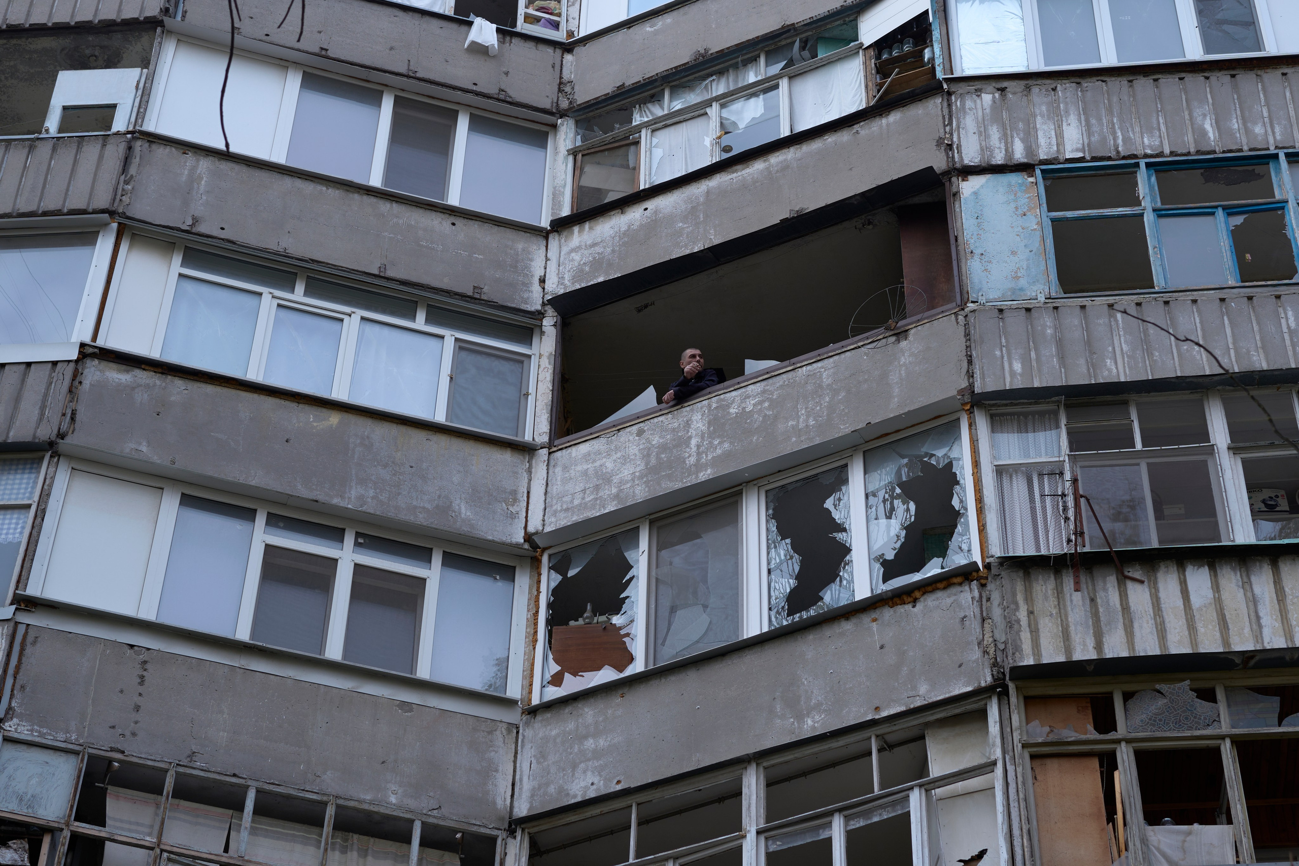 Even silence reminds of explosion here. Igor Ishchuk documentary photographer
