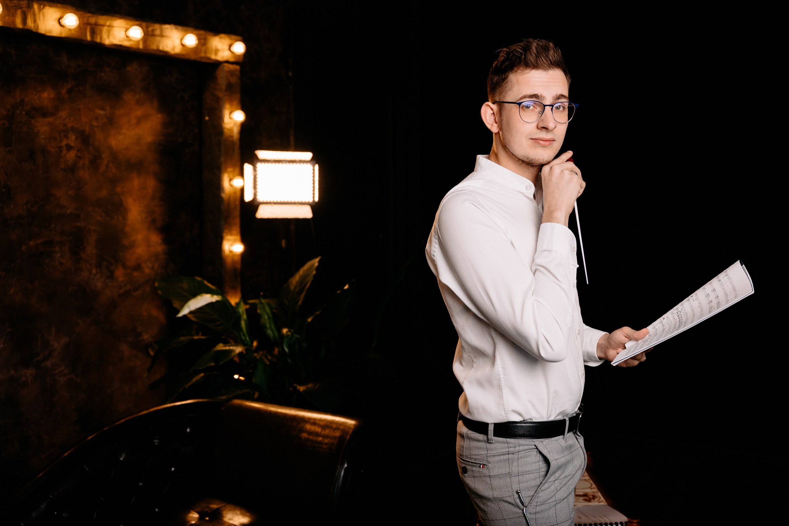 Fotograf portretowy Gdańsk • Sesja w studio • Sesja sensualna. Fotograf Ślubny Warszawa - Sesje Biznesowe Rodzinne Eventy