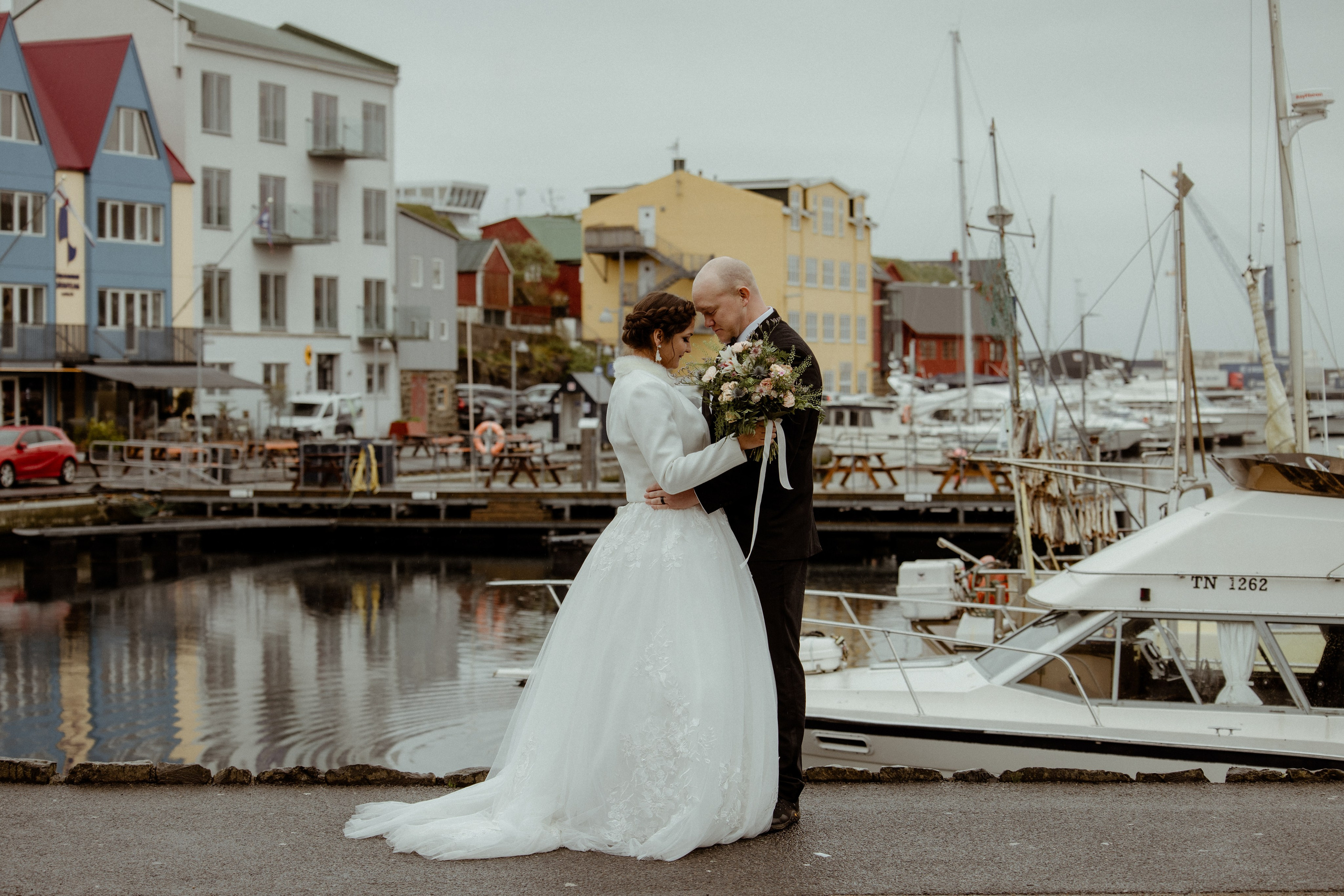 Faroe Islands elopement | Adventure wedding in Faroe Islands. Iceland elopement photographer & videographer
