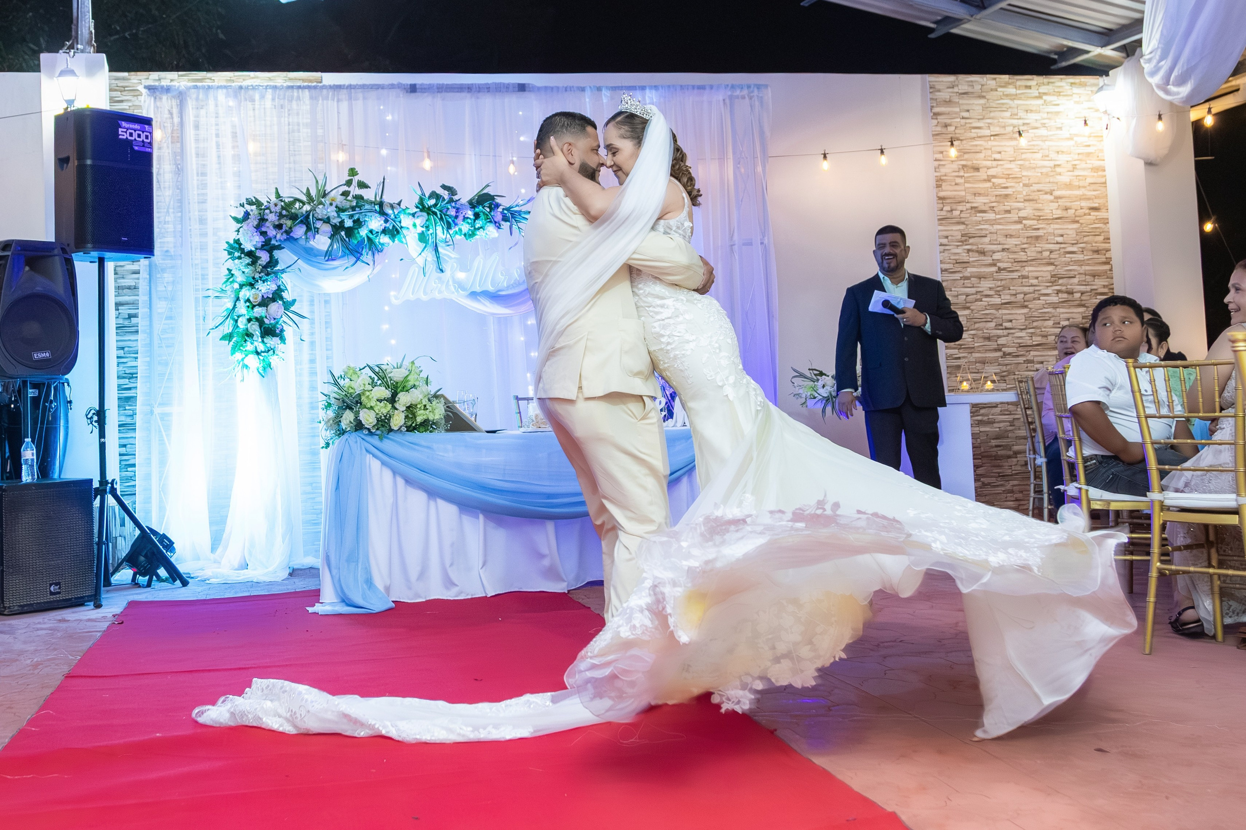 La mejor fotografía de Bodas y XV años en Olancho. Estudio Fotográfico Jafet