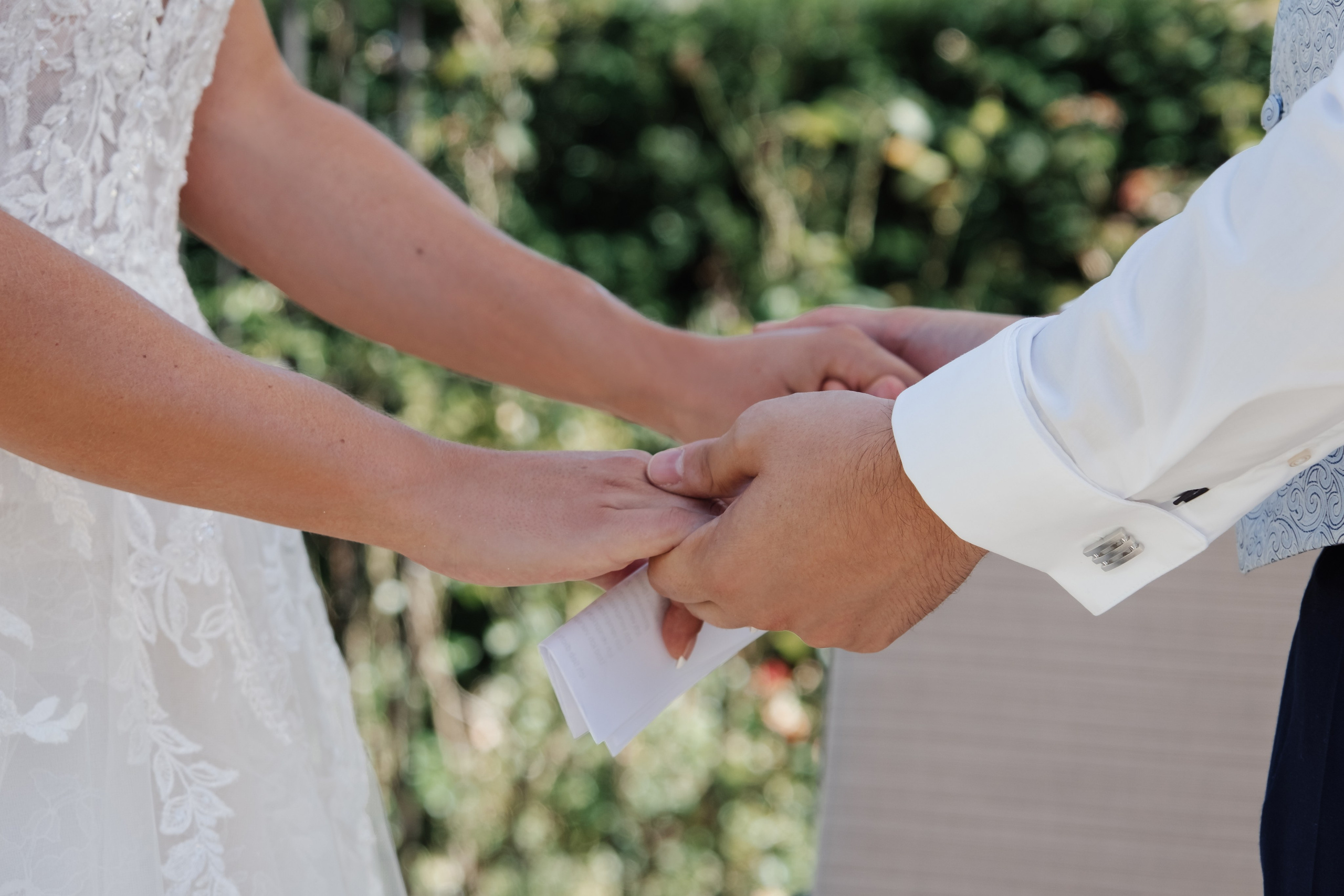 Hochzeit. Eure authentischen Familien- & Newbornmomente –erzählt in Fotos & Videos