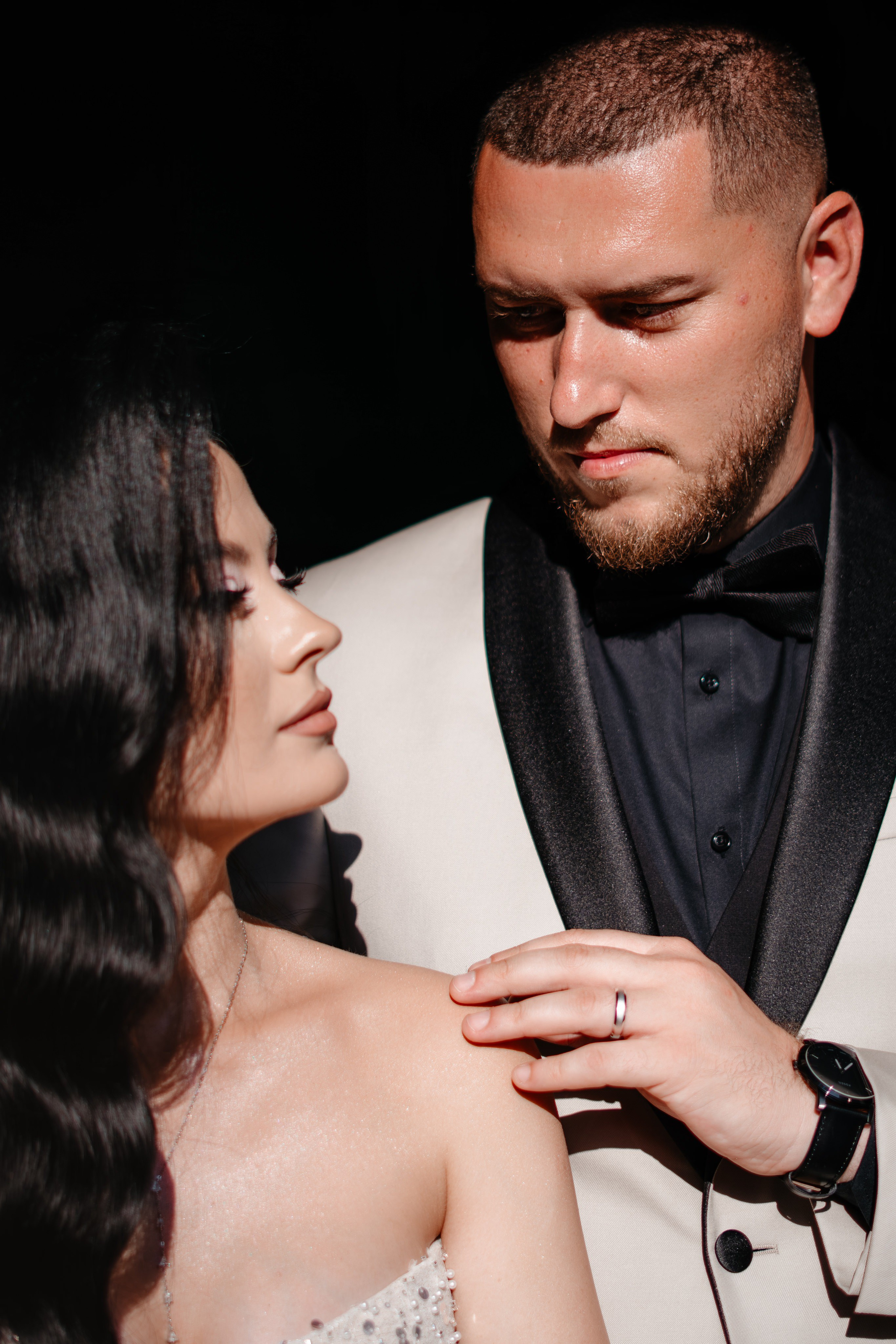 Catalina & Remus. Raw Studio. Fotograful tau de nunta!