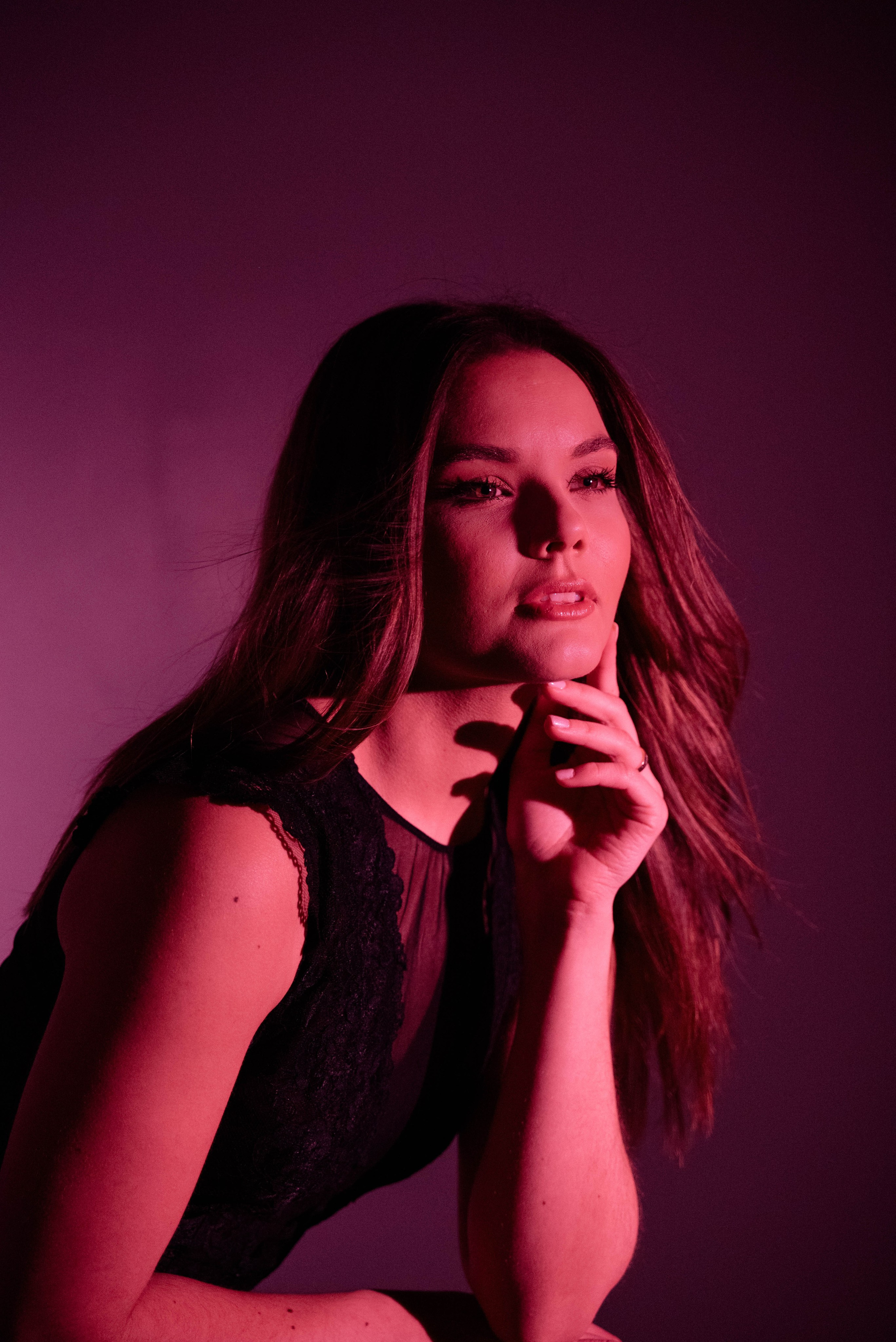 Buduaar (PORA Fotograafia). Portree-, pere- ja ettevõtmiste fotograaf Tallinnas Miina Arop-Priidik