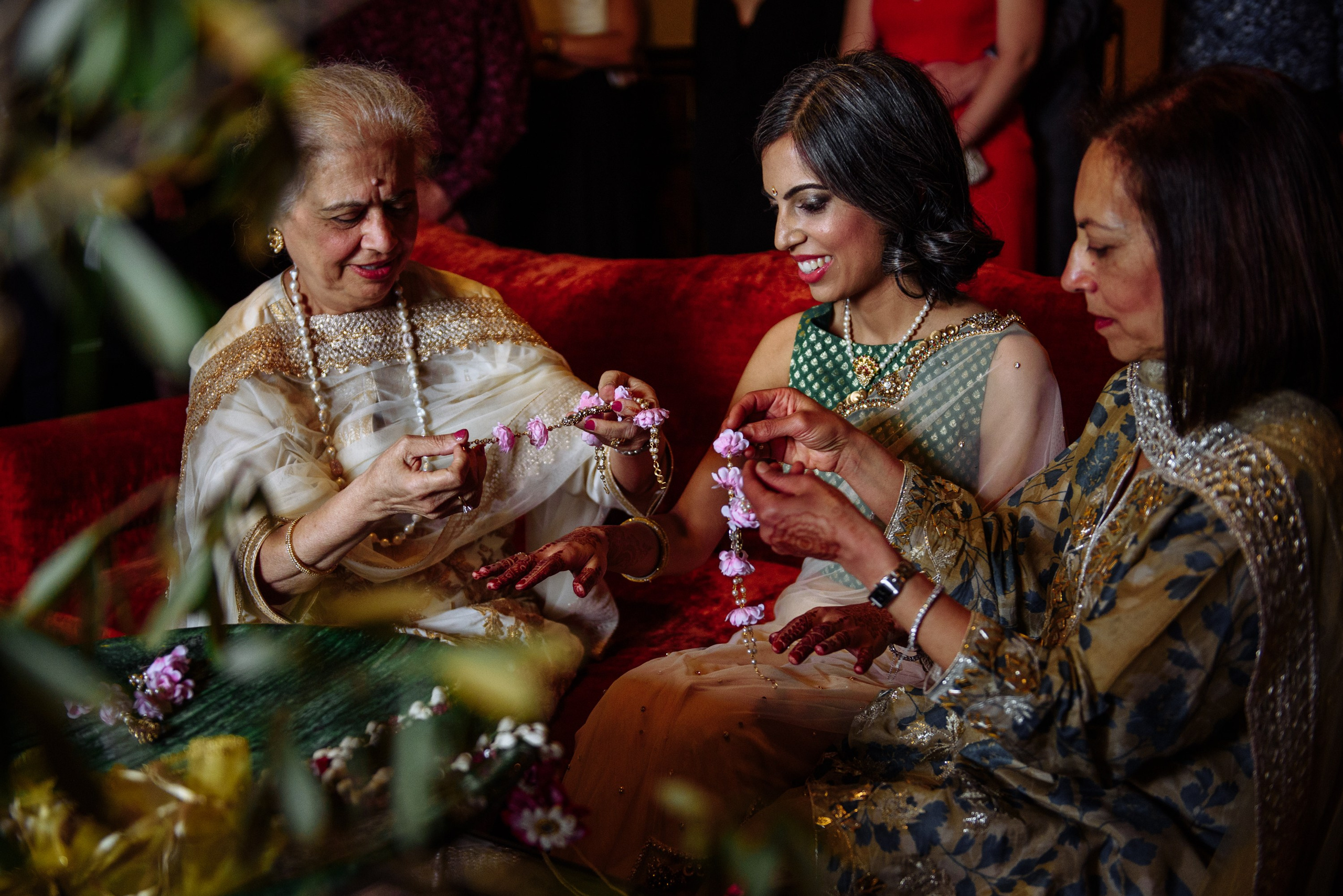 Elegancia Oriental. La Magia de una Boda India en La Gran Villa Rosa. Фотограф Екатерина Гасанова — фотосессии в Барселоне