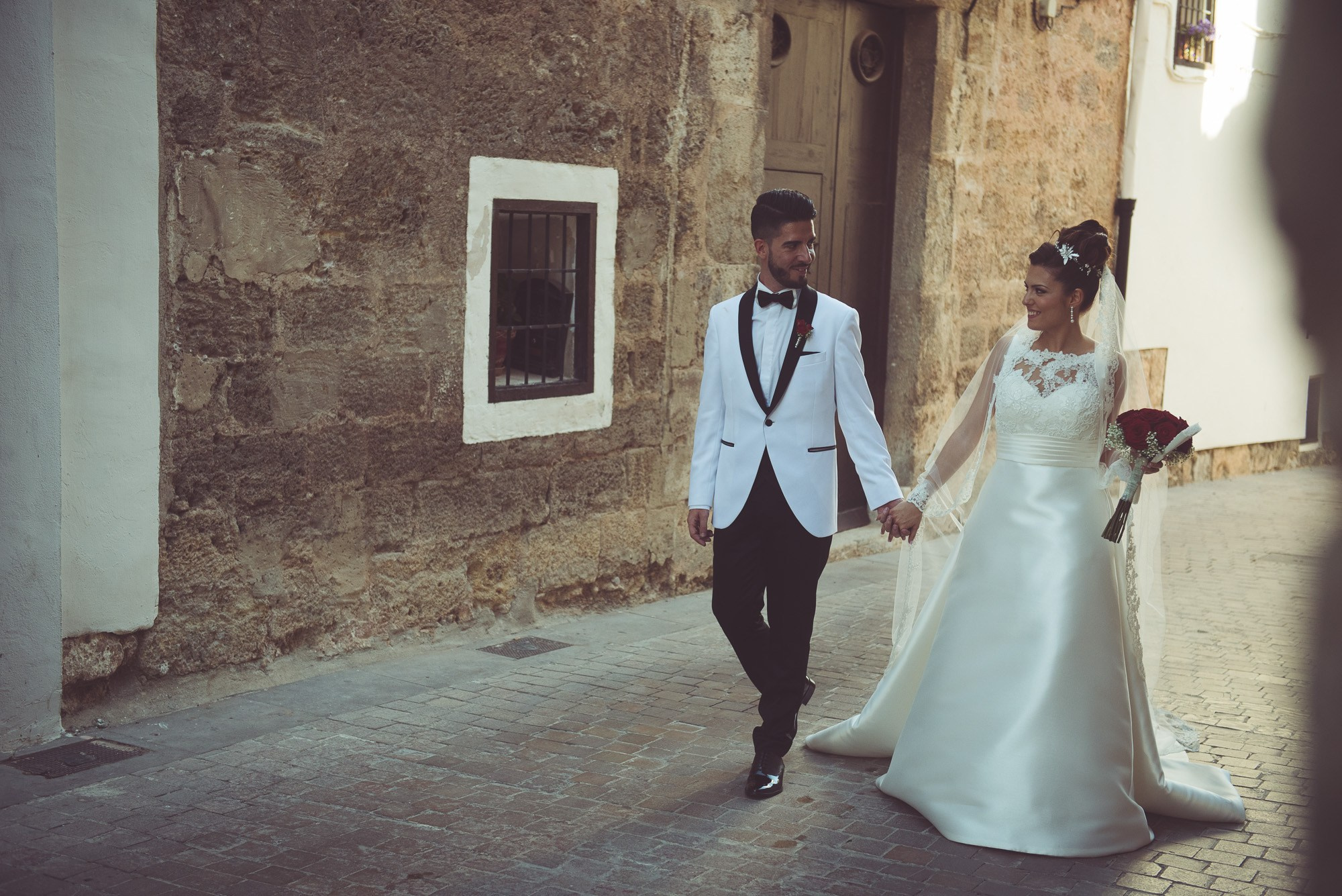 Boda de Héctor y Sheila · Templo del Salvador, Requena · Javier Poveda