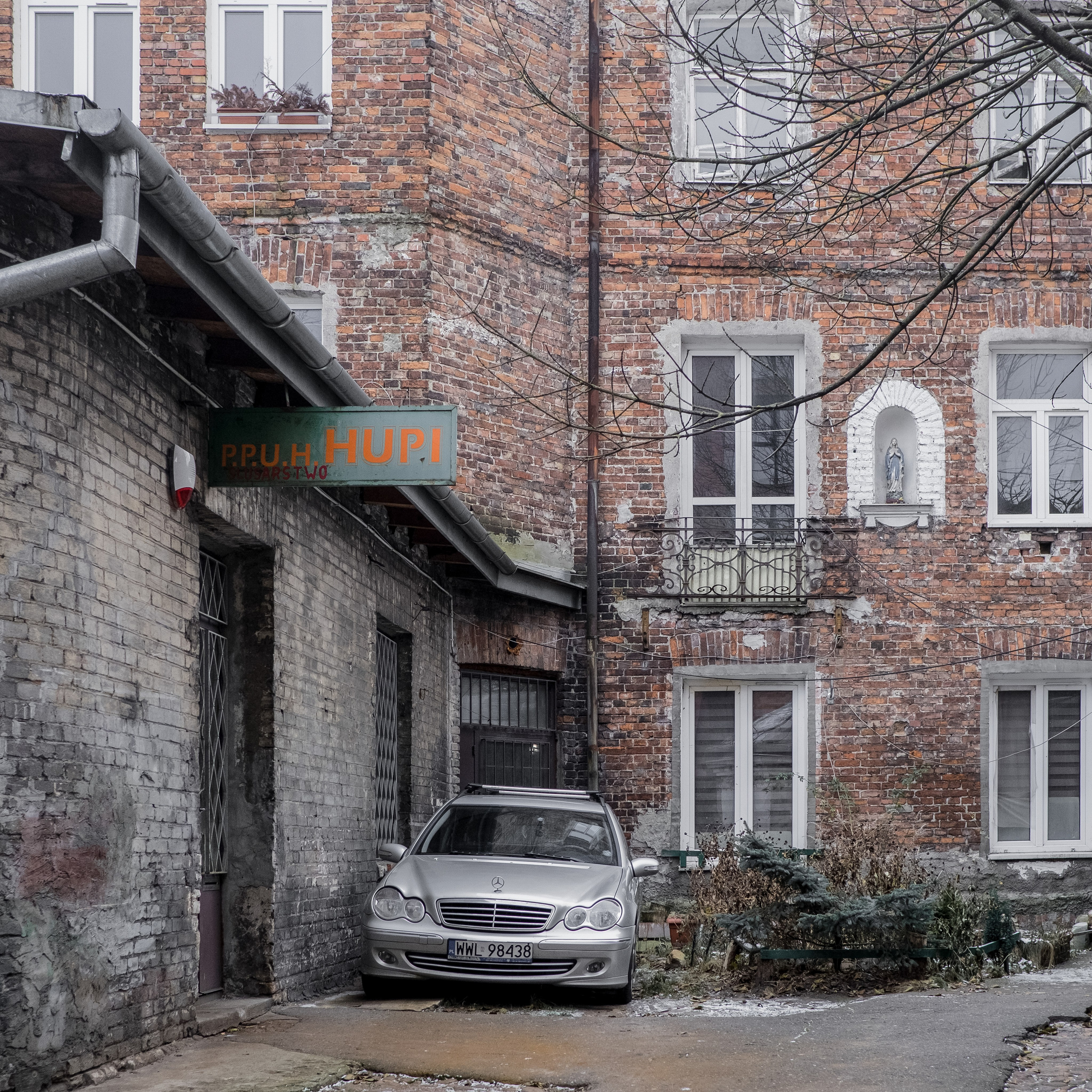 Kapliczki Warszawskie. Photographer Anastasiya Dubrovina