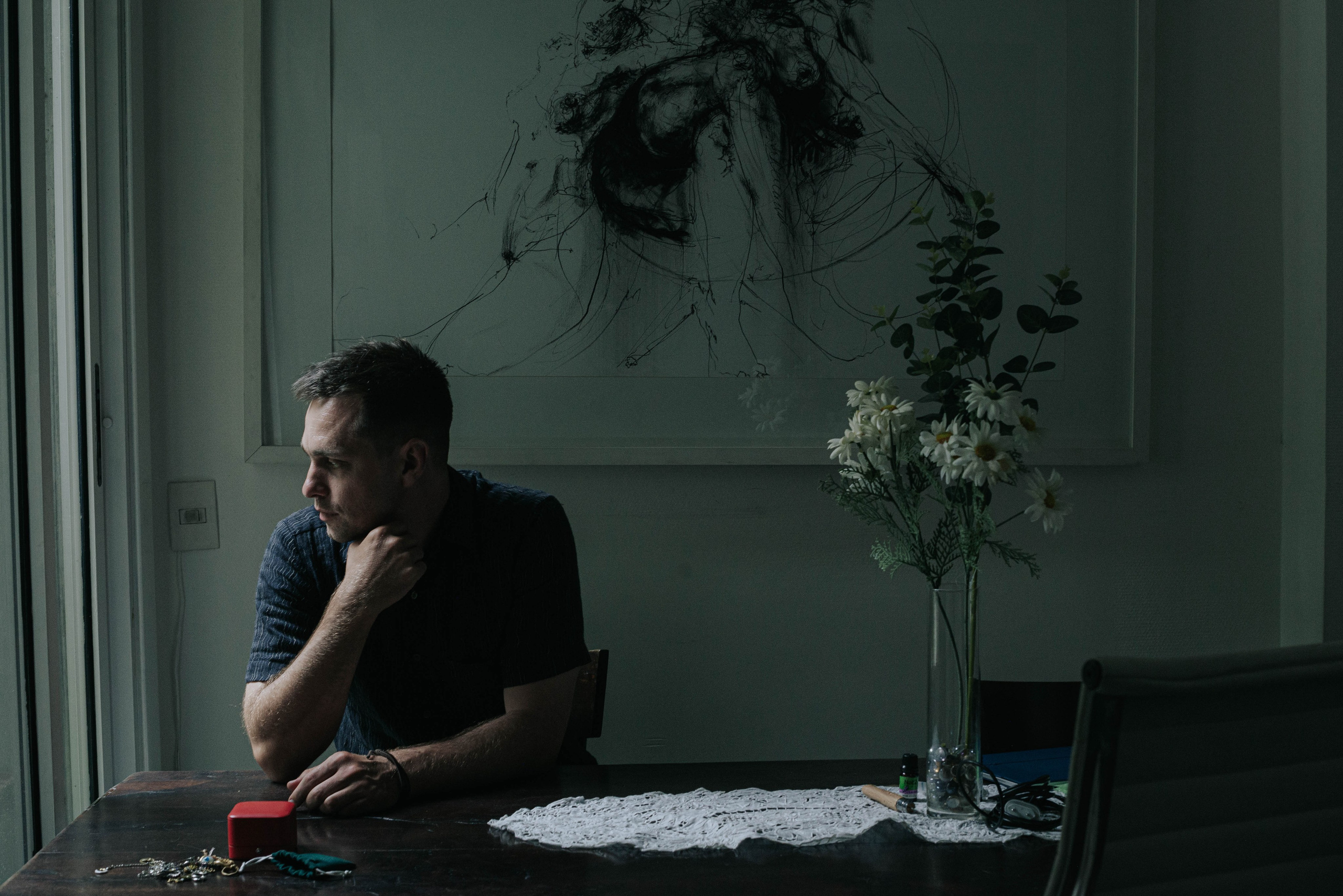 Docdocdoc. Visiting a Friend. Photographer @elmirkami in the city of Buenos Aires