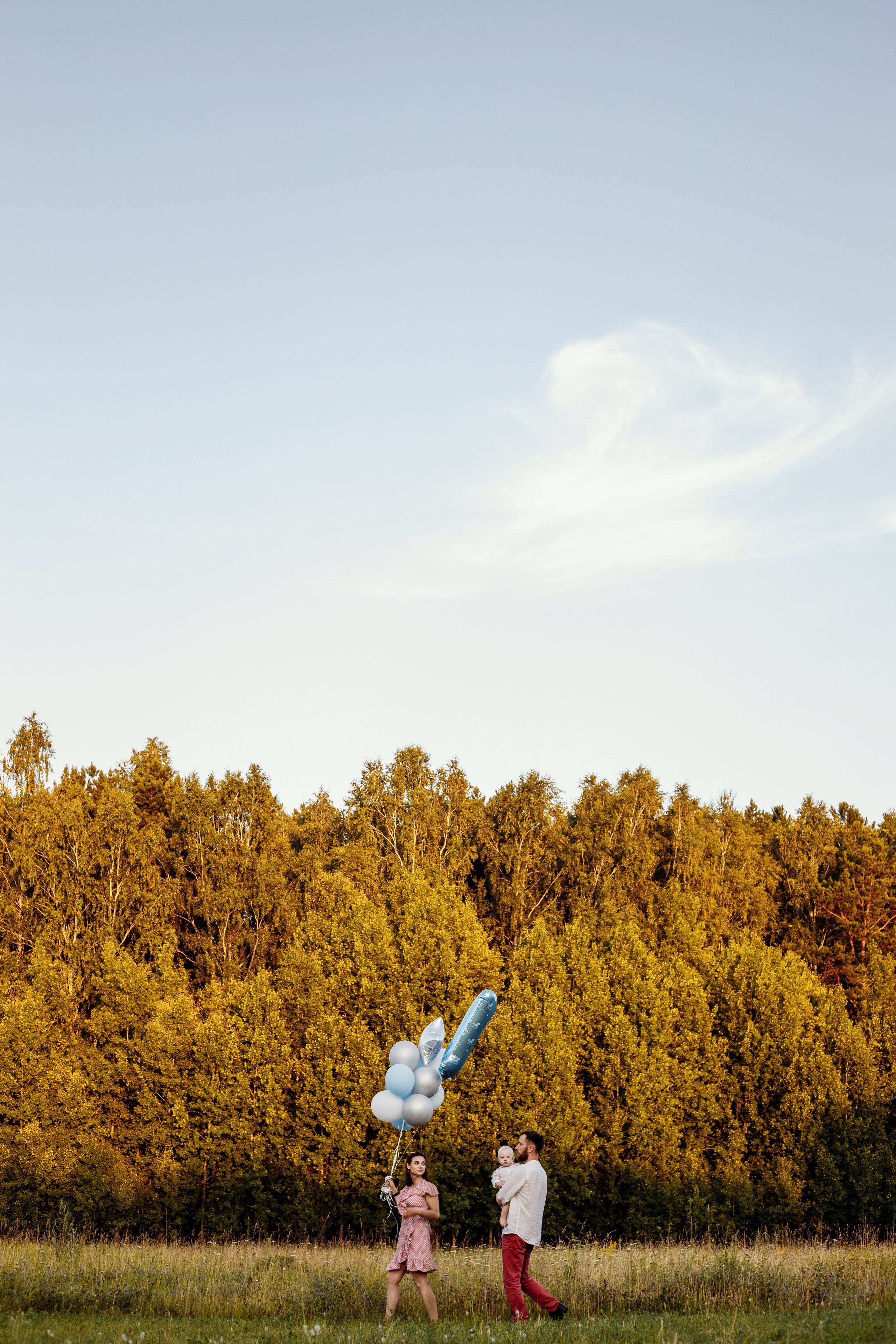 Outdoor First Birthday Photoshoot – Fun & Playful Moments. Alisa Tant — Family and newborn photographer Bucks County, Montgomery county, Philadelphia, NJ