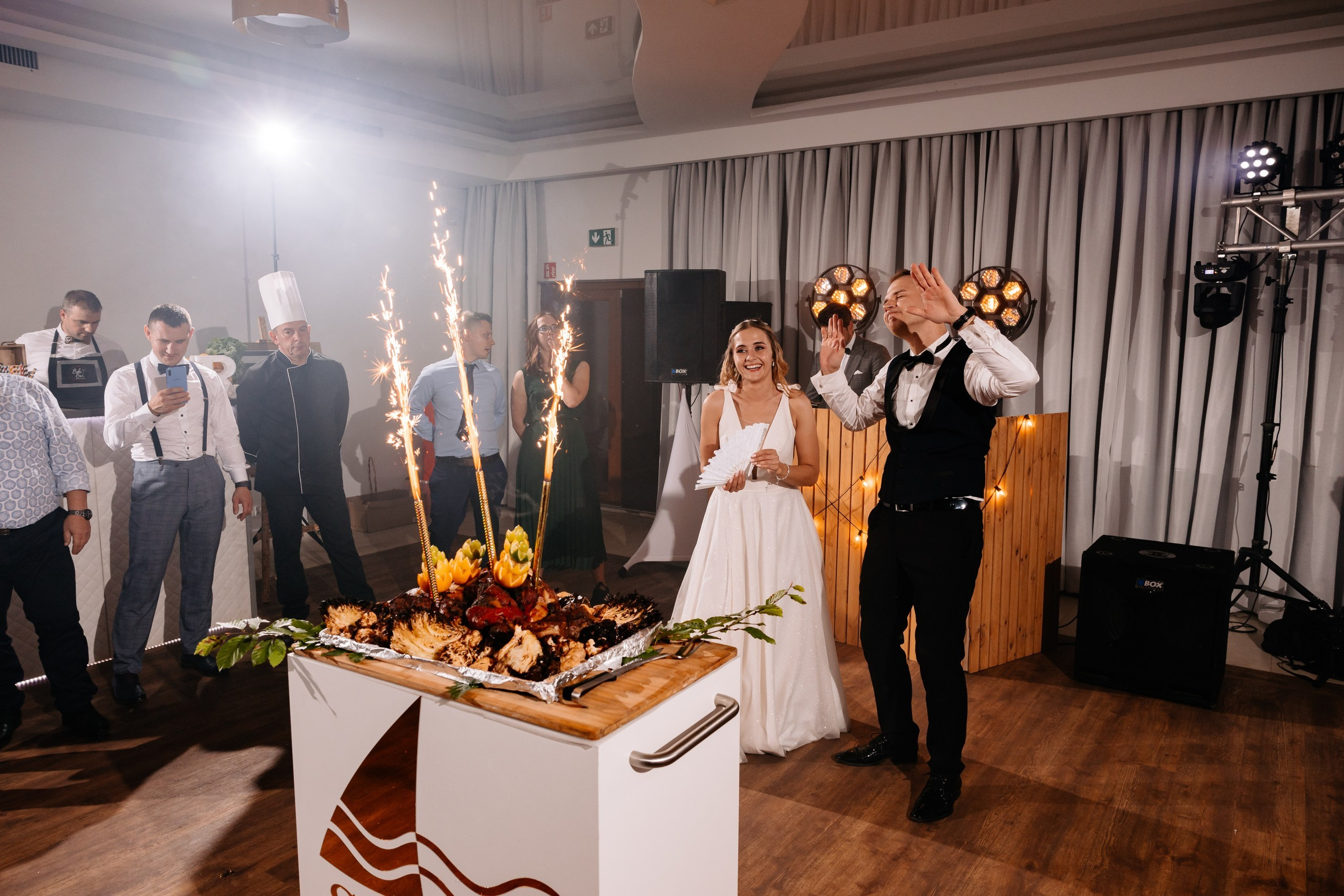 Patrycja ♡ Wojtek. Fotograf Ślubny Warszawa - Sesje Biznesowe Rodzinne Eventy