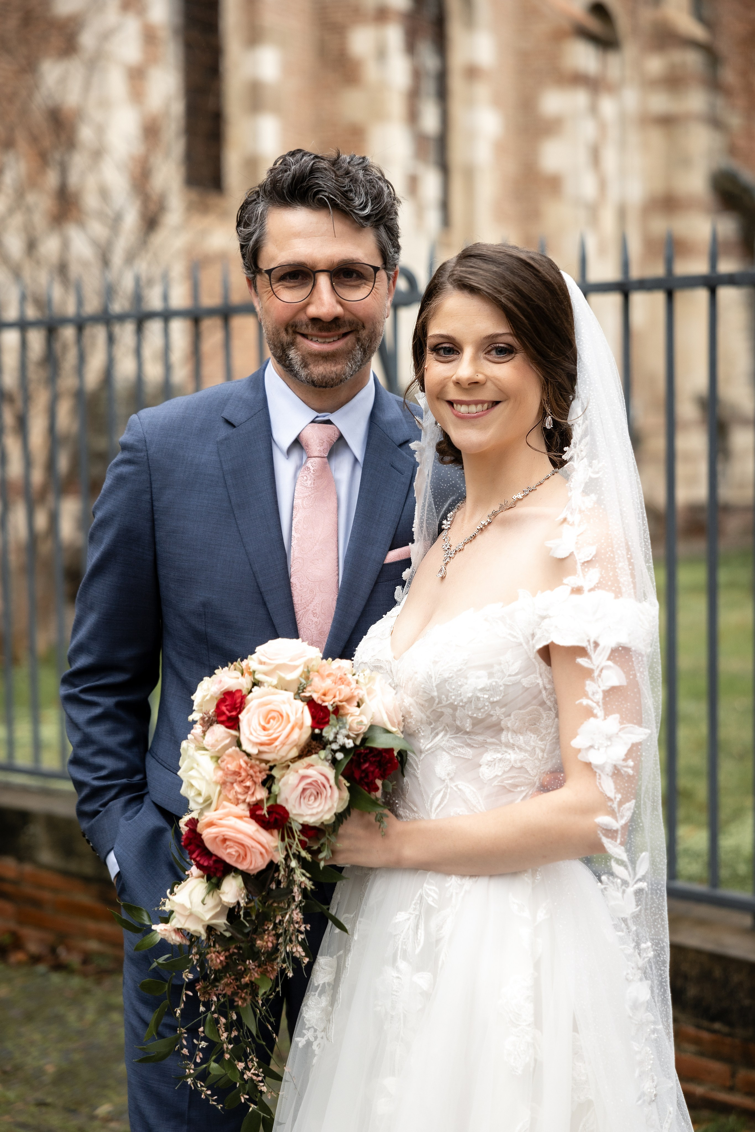 Mariage de Noël inoubliable à Toulouse, Capitole. Gillian & Scott. Eugénie Smirnova — photographe à Toulouse et dans le sud-ouest de la France