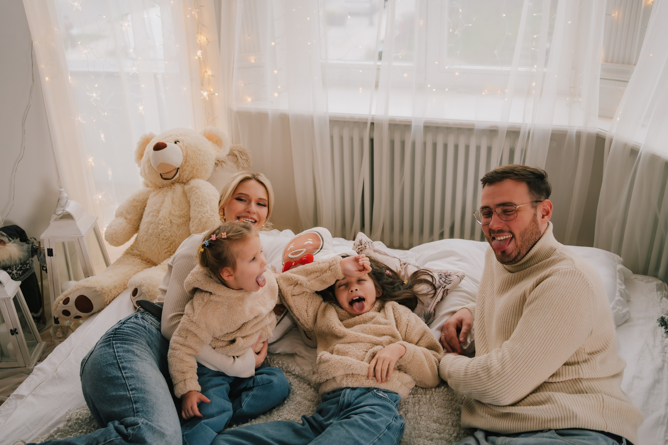 Minimalistyczne sesje świąteczne. Fotograf ślubny & lifestyle Gdańsk, Karolina Baczewska