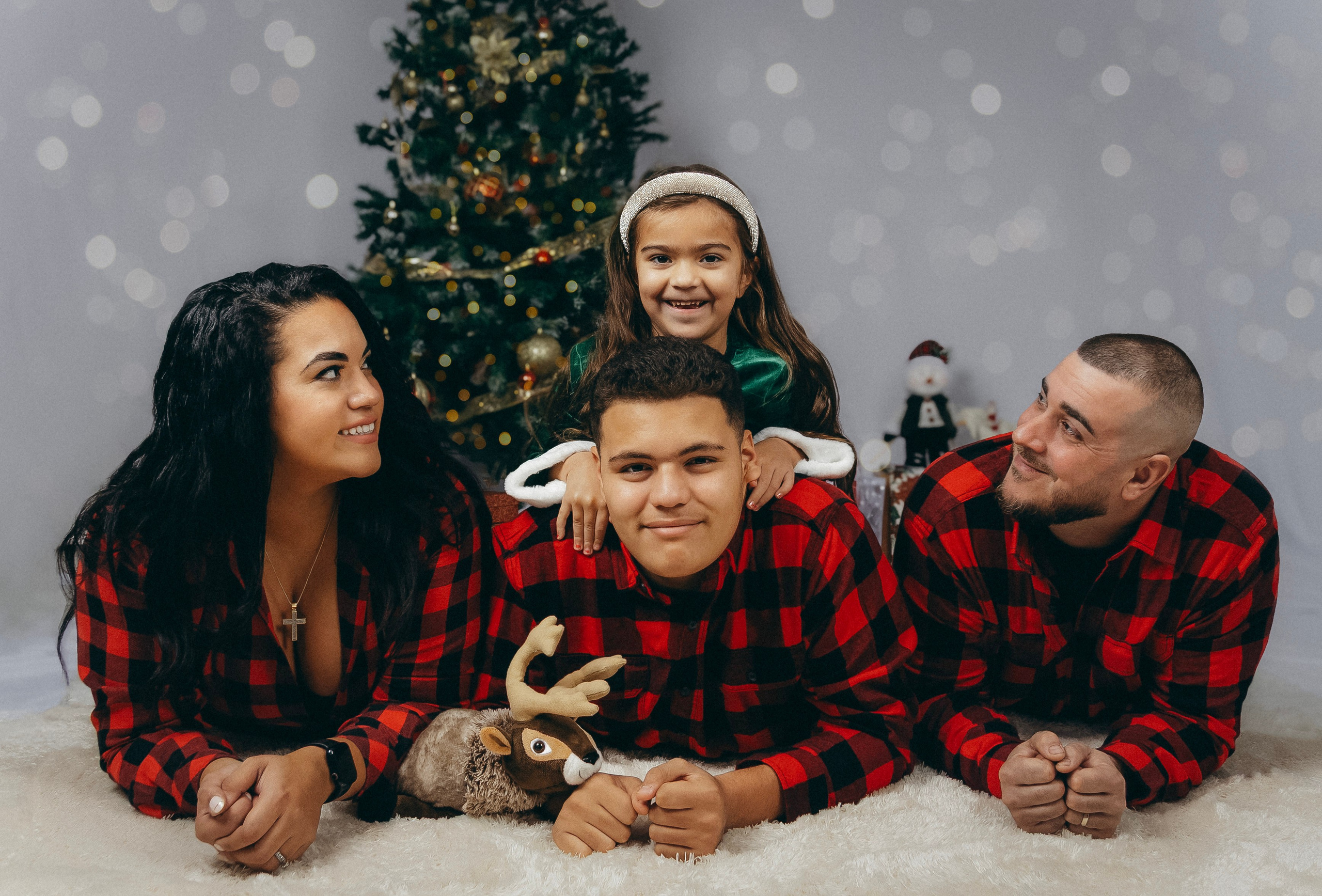Holiday Mini Sessions — perfect for your Christmas cards!. Photographer in Port Jefferson
