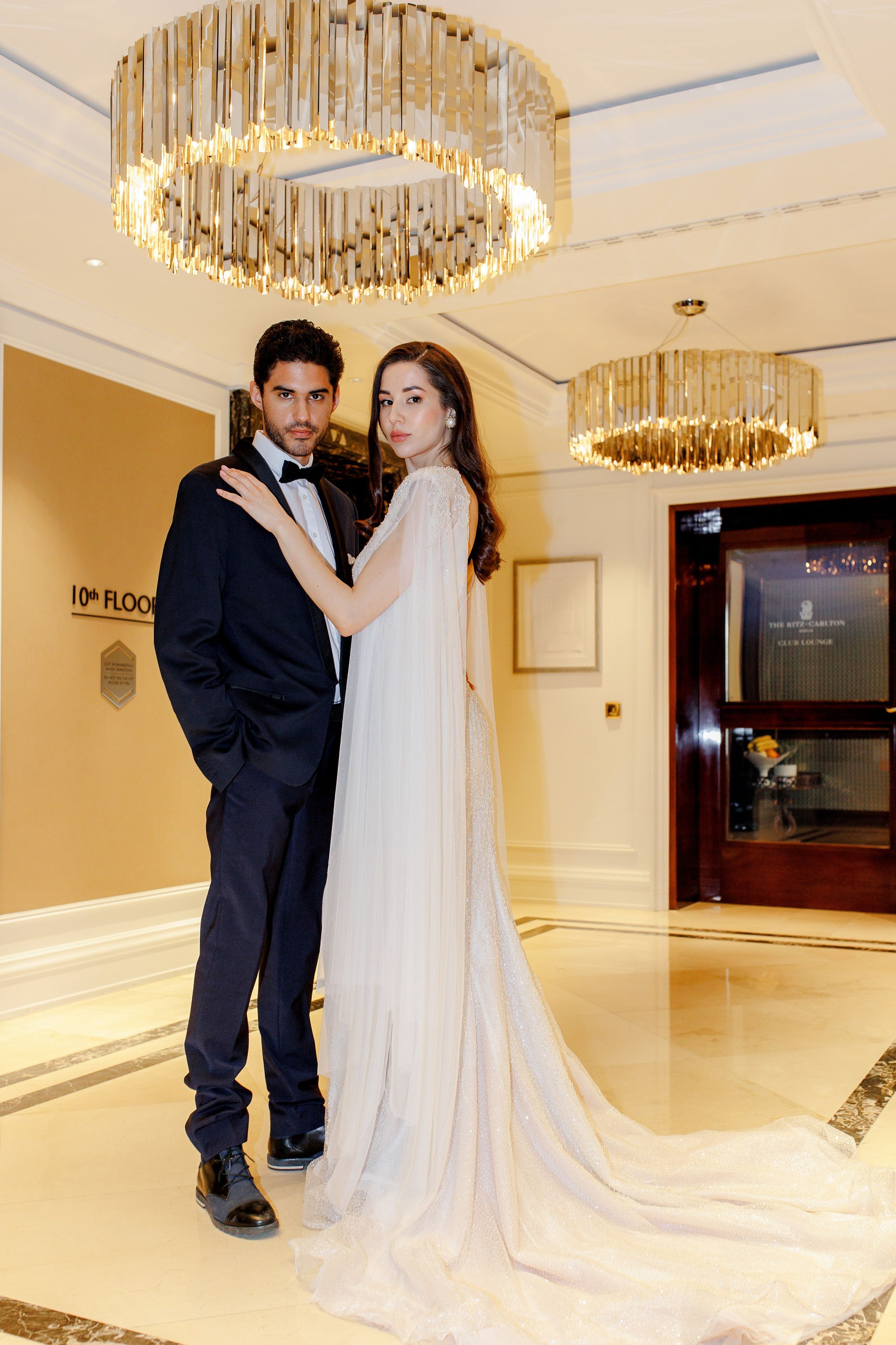 Getting Ready im Ritz Carlton Berlin: Ein zauberhafter Start in den Hochzeitstag. Hochzeitsfotografie in Berlin Nataliia Schütze