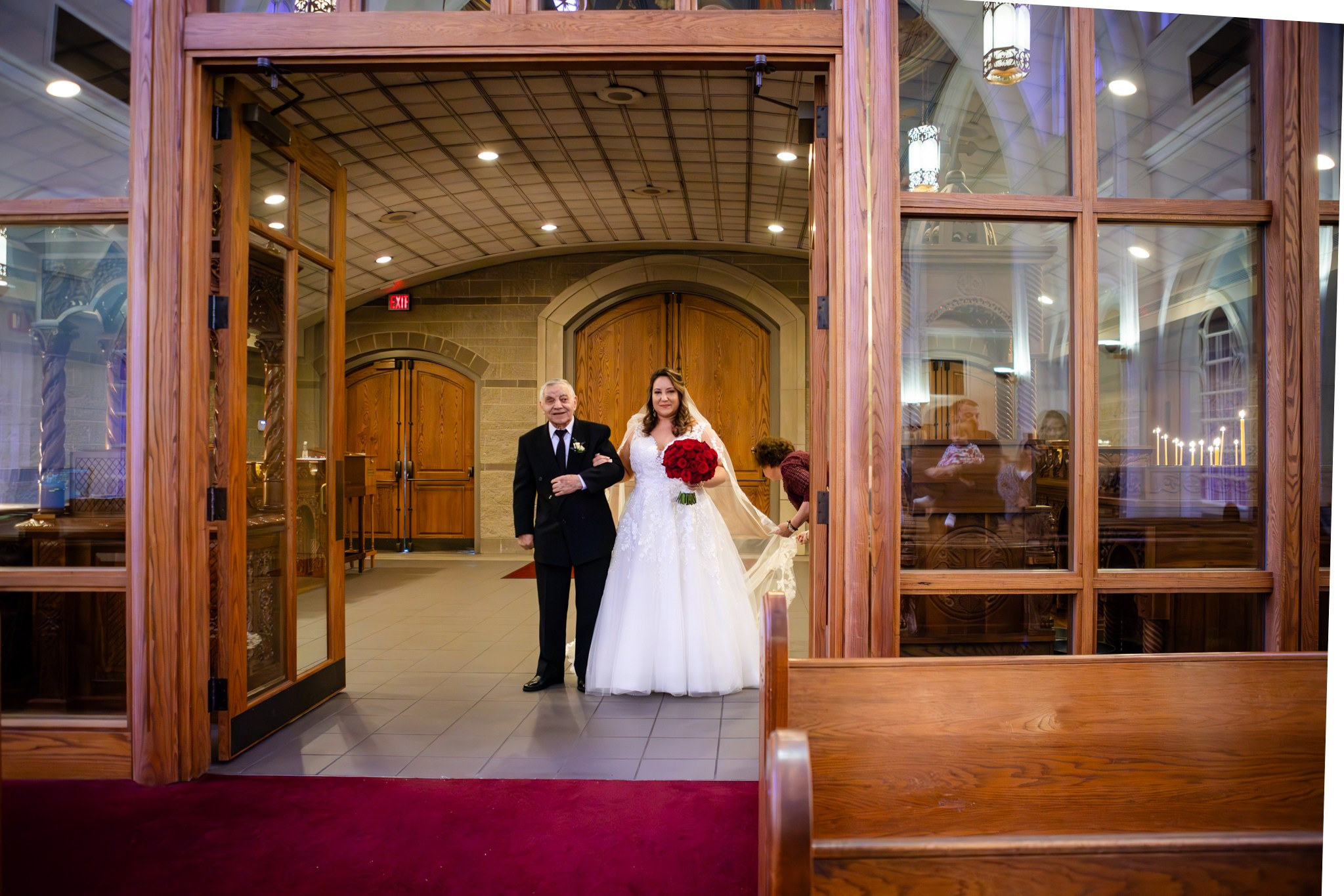 St George Greek Orthodox Church Wedding. Wedding and portrait photography in Greenville SC
