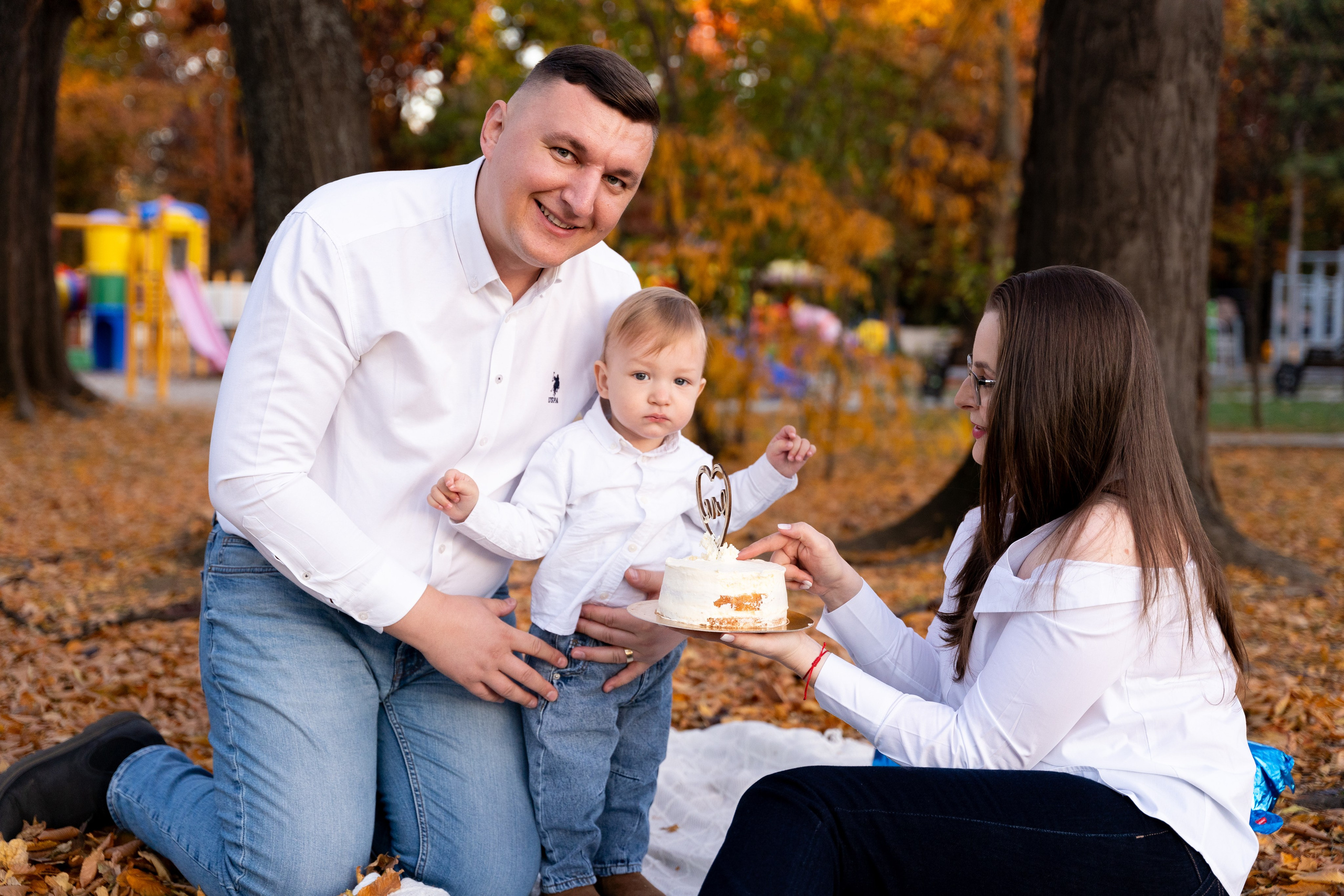 Smash the cake. Fotograf evenimente, fotograf nunta, fotograf botez