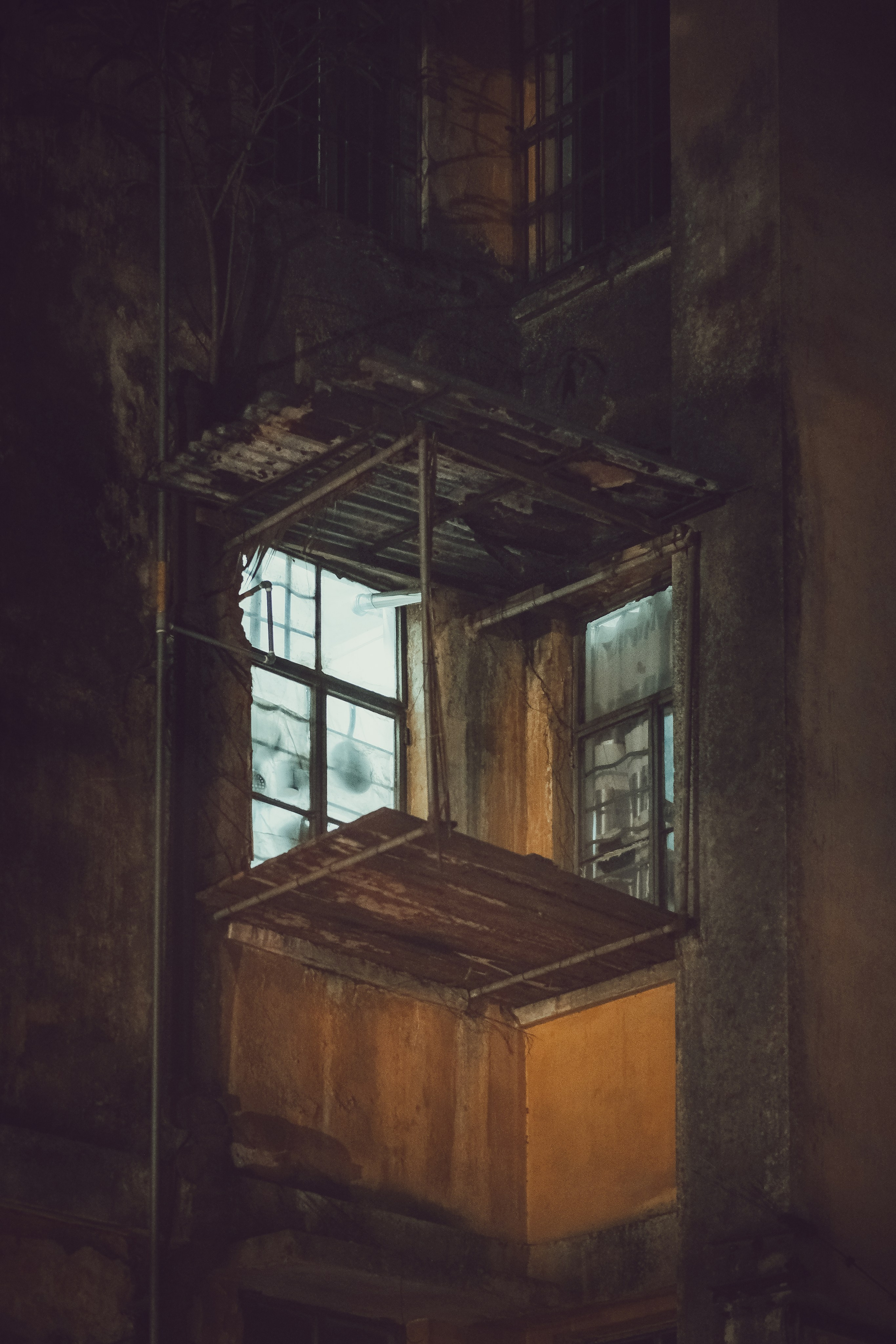Light in the Window 🪟  | Old houses in Guangzhou 📍City | China 🇨🇳 | Yukophotography