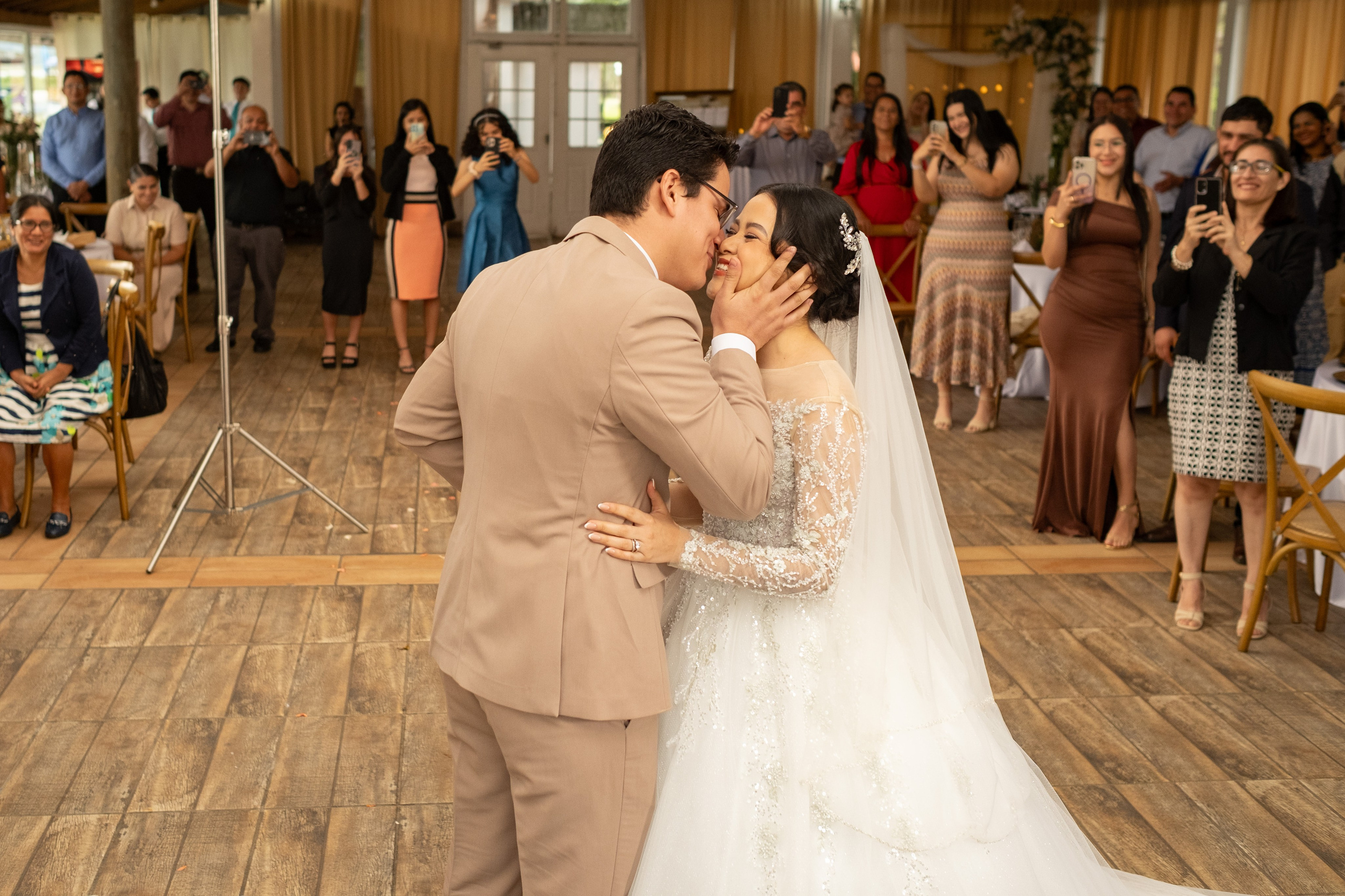 Abi & Gio. Daniel Brand | Fotografía de Bodas y Comercial en Honduras