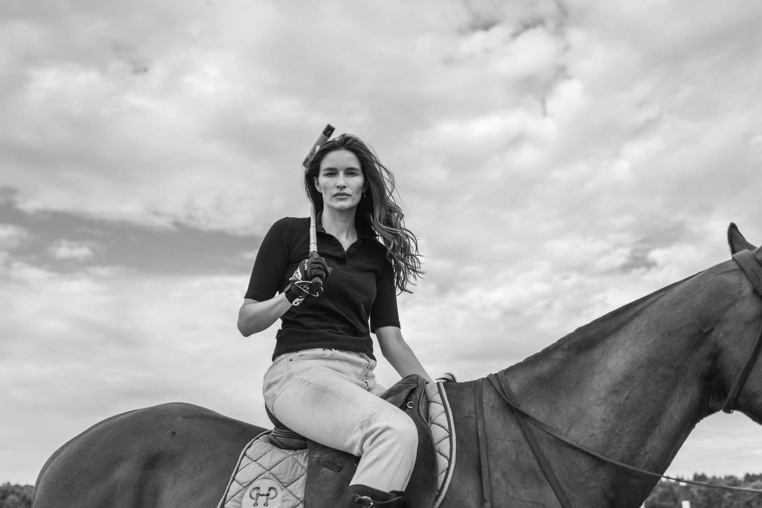 Cowgirl Spirit: An Equestrian Portrait Session in Chantilly