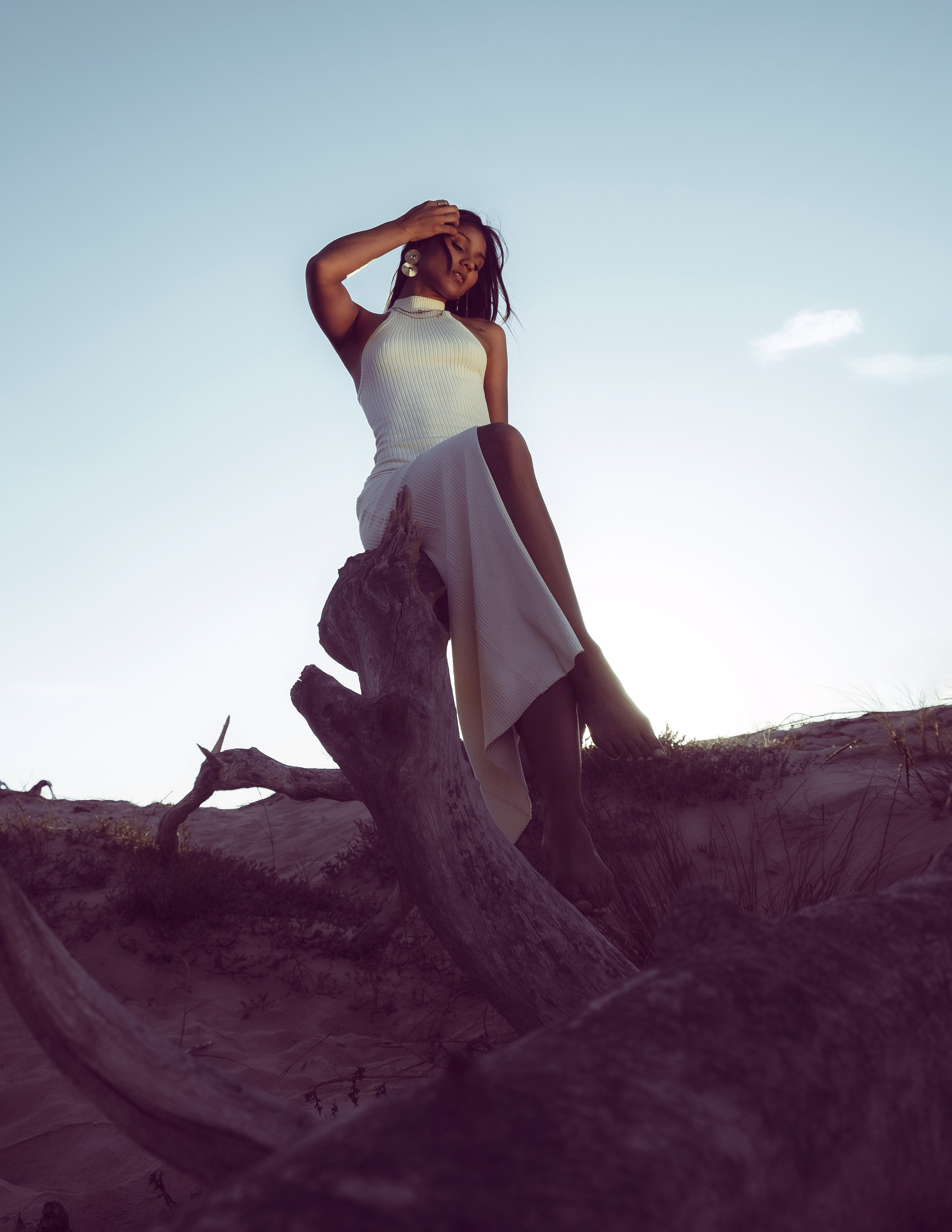 Romantic Portrait by the Sea: Sunset Shoot in Guardamar — Photographer Andrey Lukovnikov