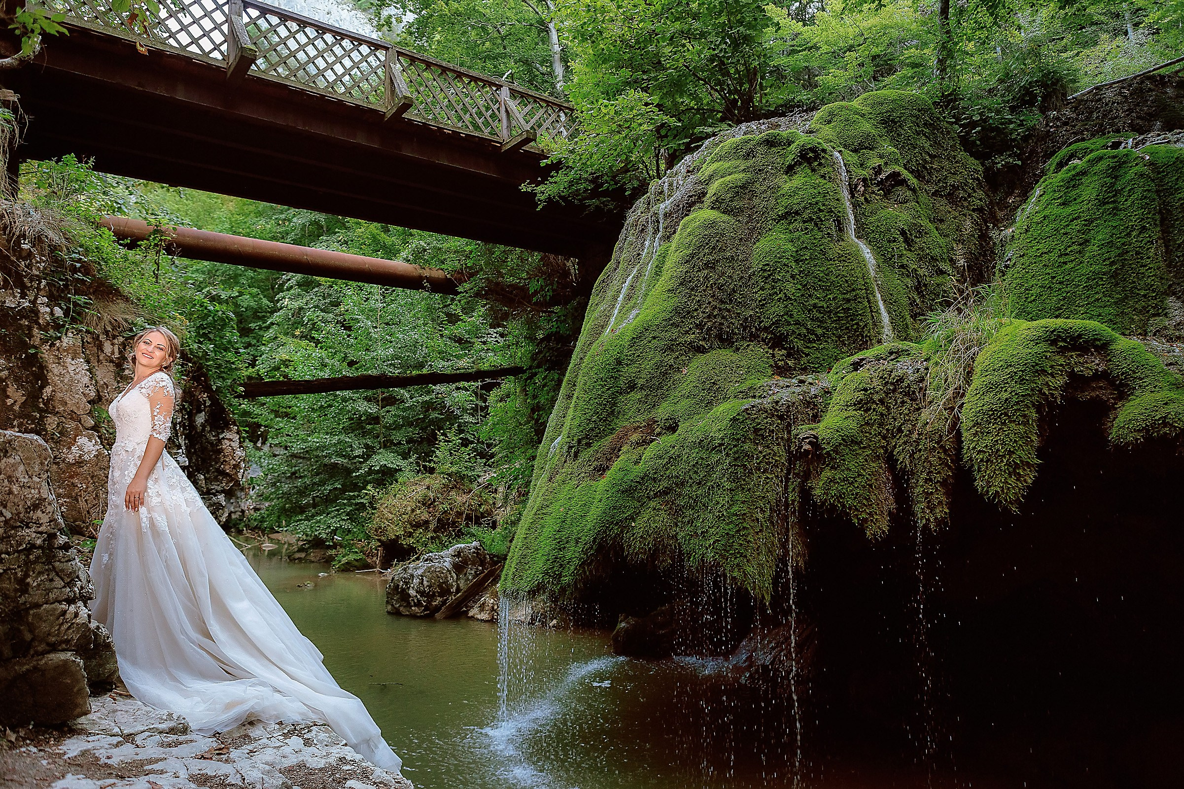 Fotograf Nunta Trash the Dress Cazanele Dunarii, Cascada Bigar, Orsova, Dunare Craiova Pitesti 2024 0003