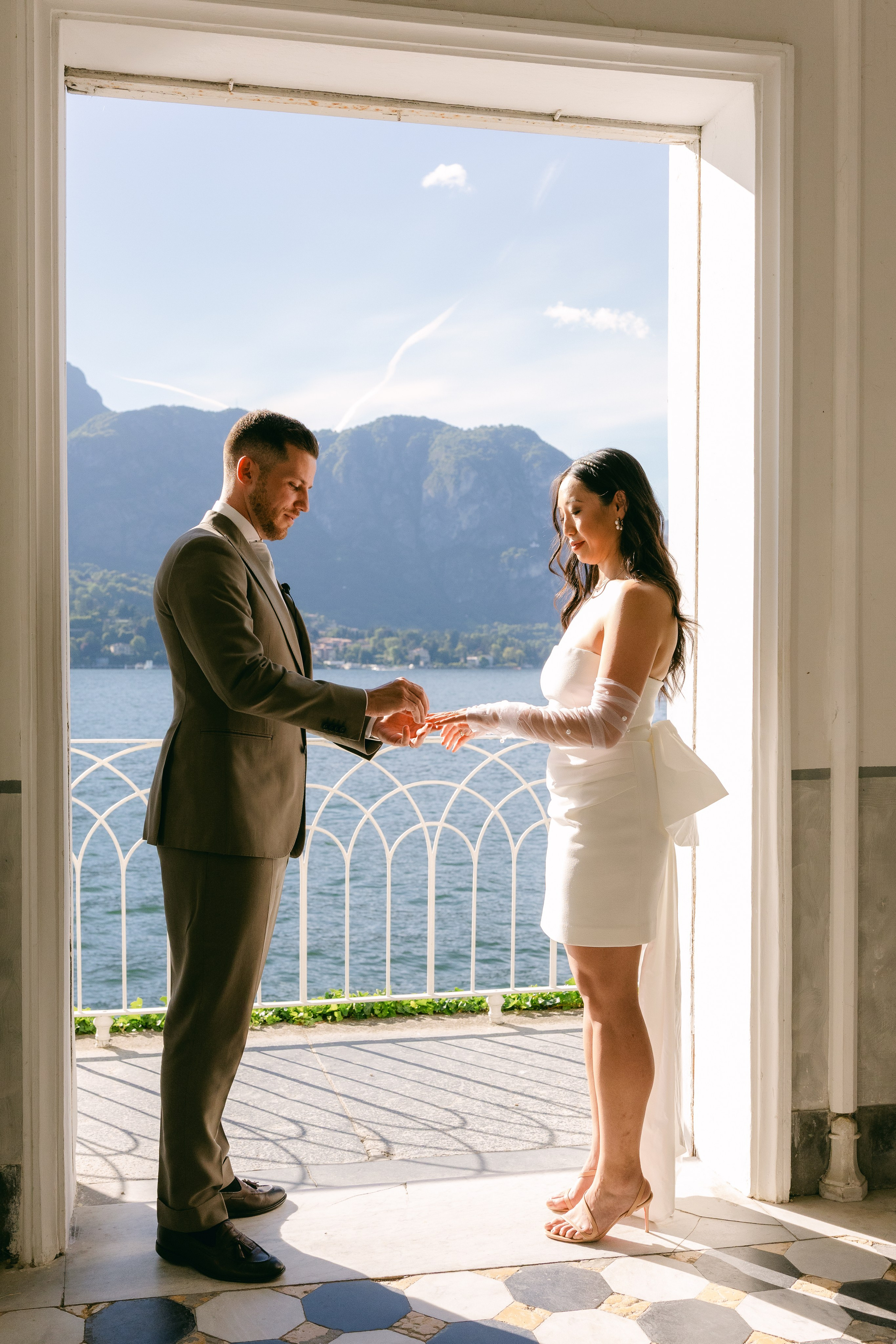 Angela and Julian. Sara Luca | Digital+Film wedding Photographer | Italy and Europe