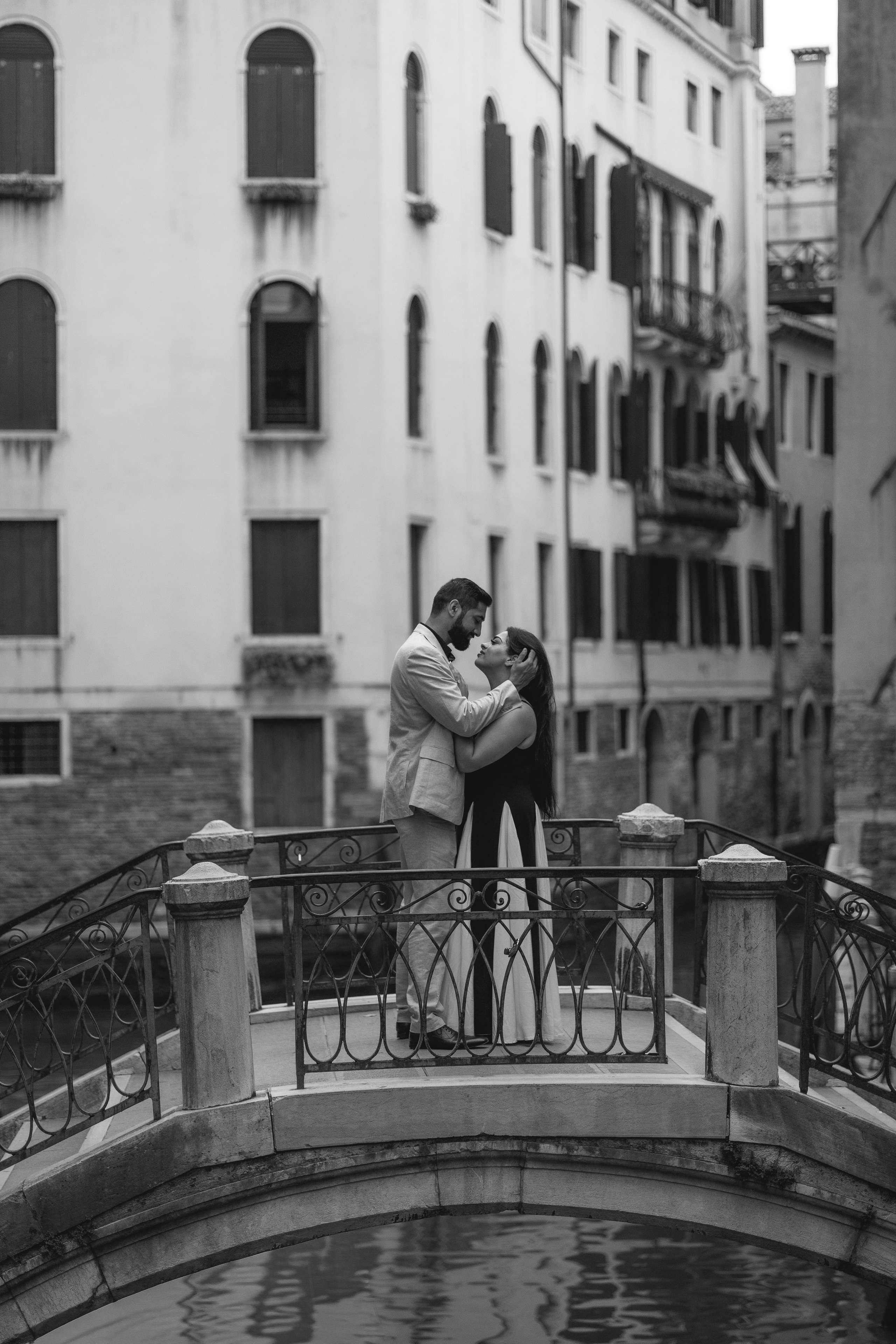 Roop and Andy. Sara Luca Wedding Photographer in Italy and Europe