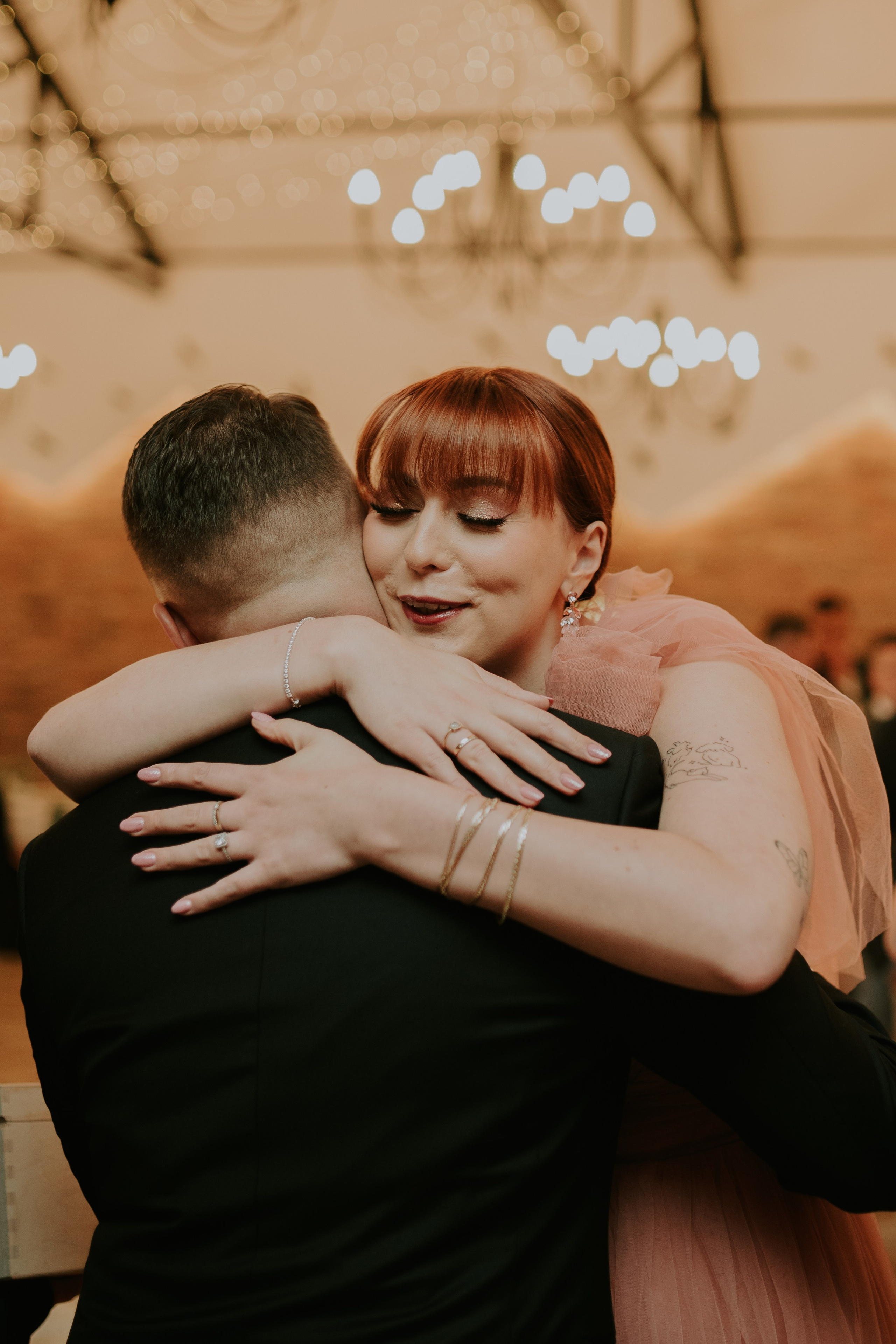 Trzy Drzewa: wspaniała uroczystość Wiktorii i Kamila. Karkowskafoto - fotografia miłości