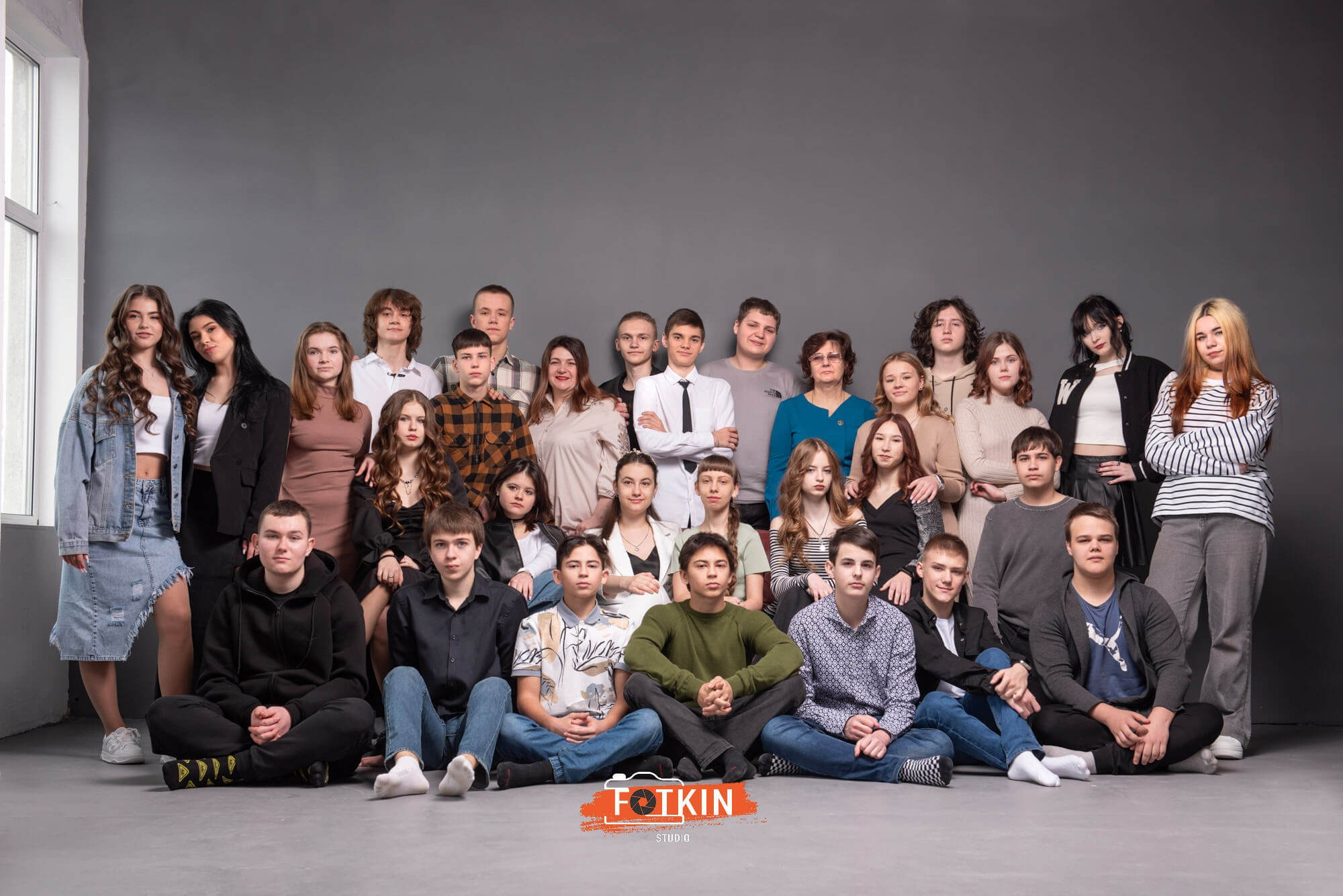 Випускні альбоми для 9- 11 класів Дніпро. Випускні альбоми фотокниги Київ та Дніпро