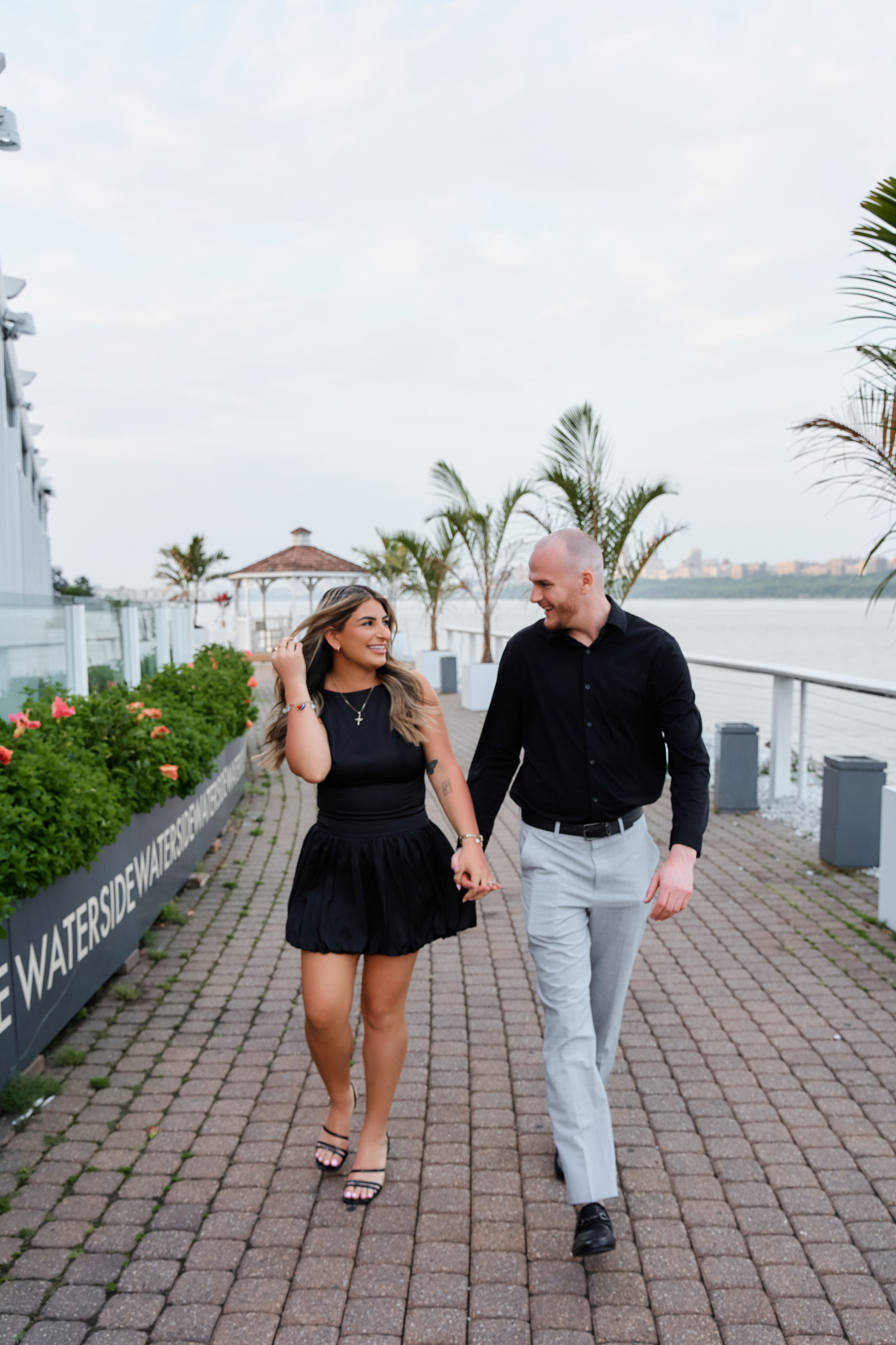 Surprise Proposal in New York. Professional Wedding and event photographer USA New York
