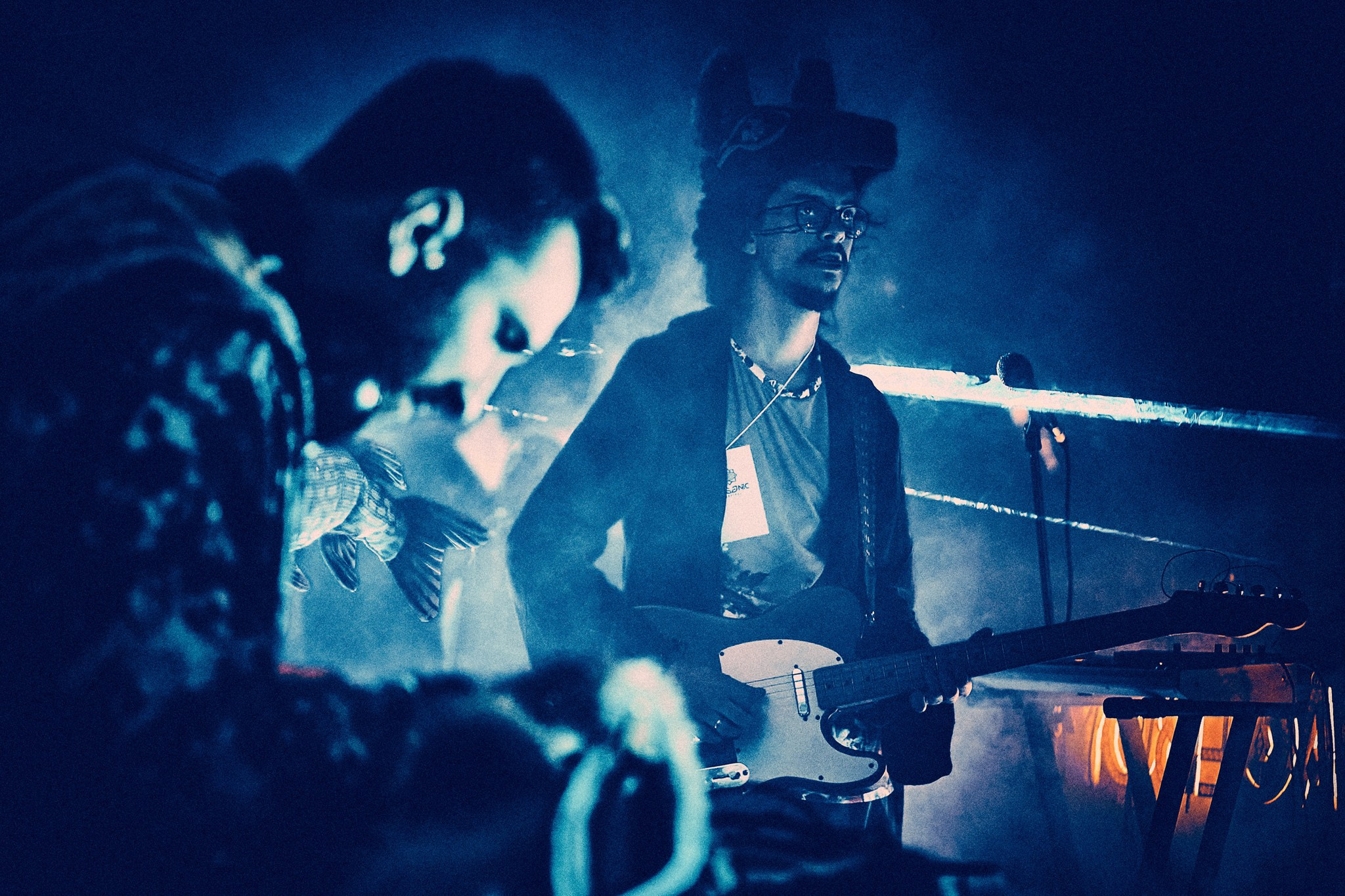 Portrety Ludzi, zrobione na Festiwalach Świadomościowych i Muzycznych: Dharma, ZIELONE KRĘGI, Wibracje, FRUŃ, Organic, Turkusowa Wyspa. Andriej Szypilow - Fotografia & Wideografia