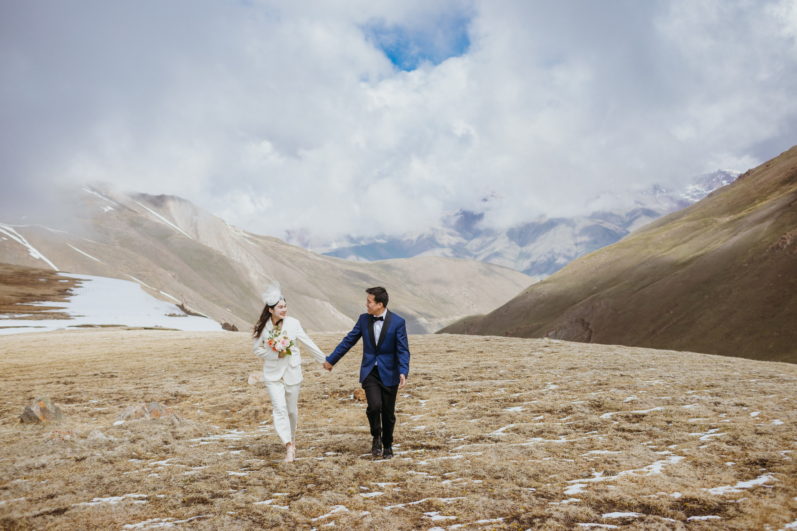 Свадебная фотосессия на Сон-Кёле — Alex & Stella (USA) | Оксана Шувалова, фотограф в Кыргызстане — Wedding Photoshoot Son-Kul. Фотограф в Бишкеке Оксана Шувалова