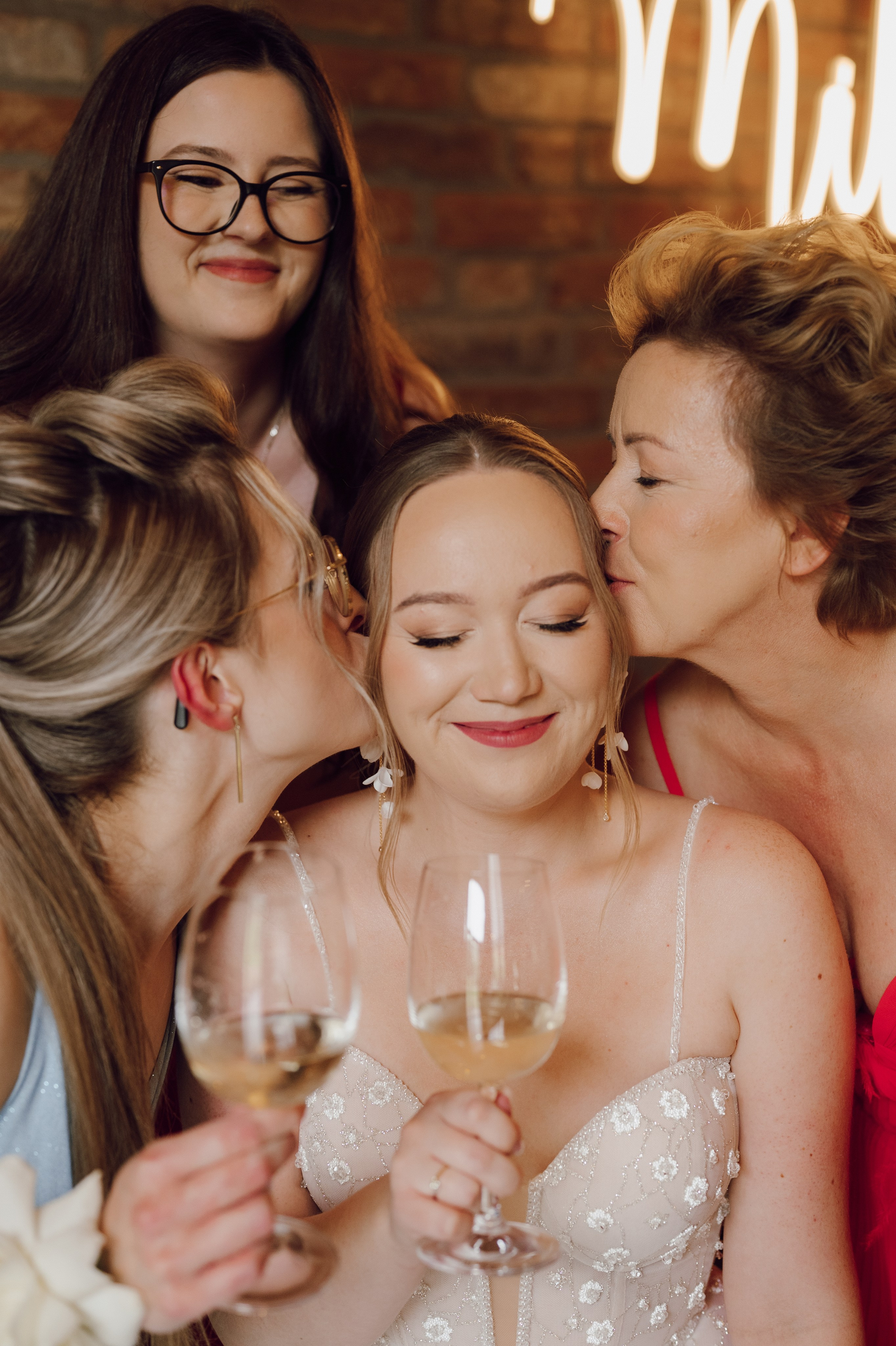 Kasia & Kuba | Wesele w stodole Owczarnia. Ślubny fotograf Poznań | Oliwia Makara