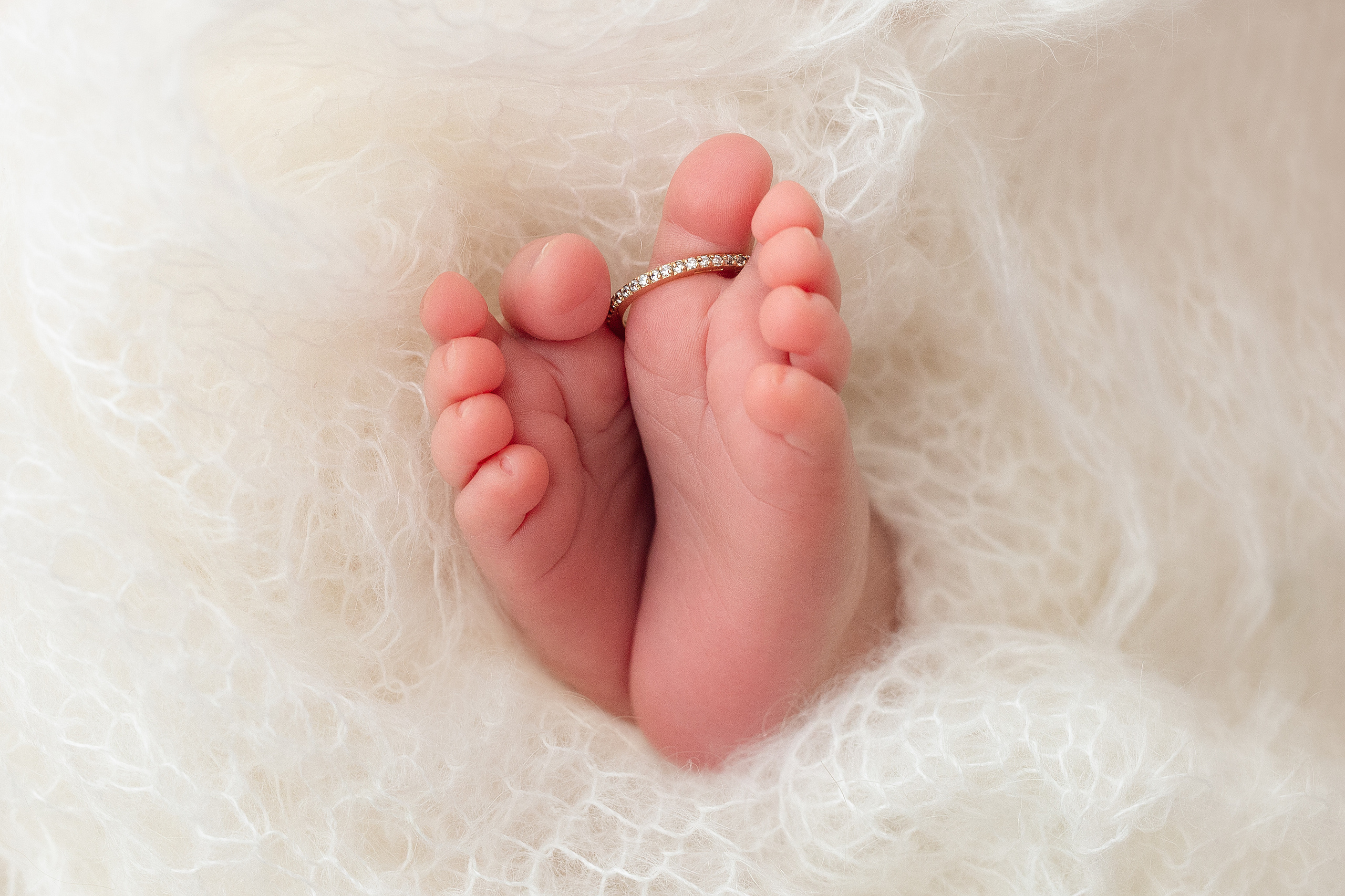 Cyprus leading maternity, newborn and baby photographer, Nicosia
