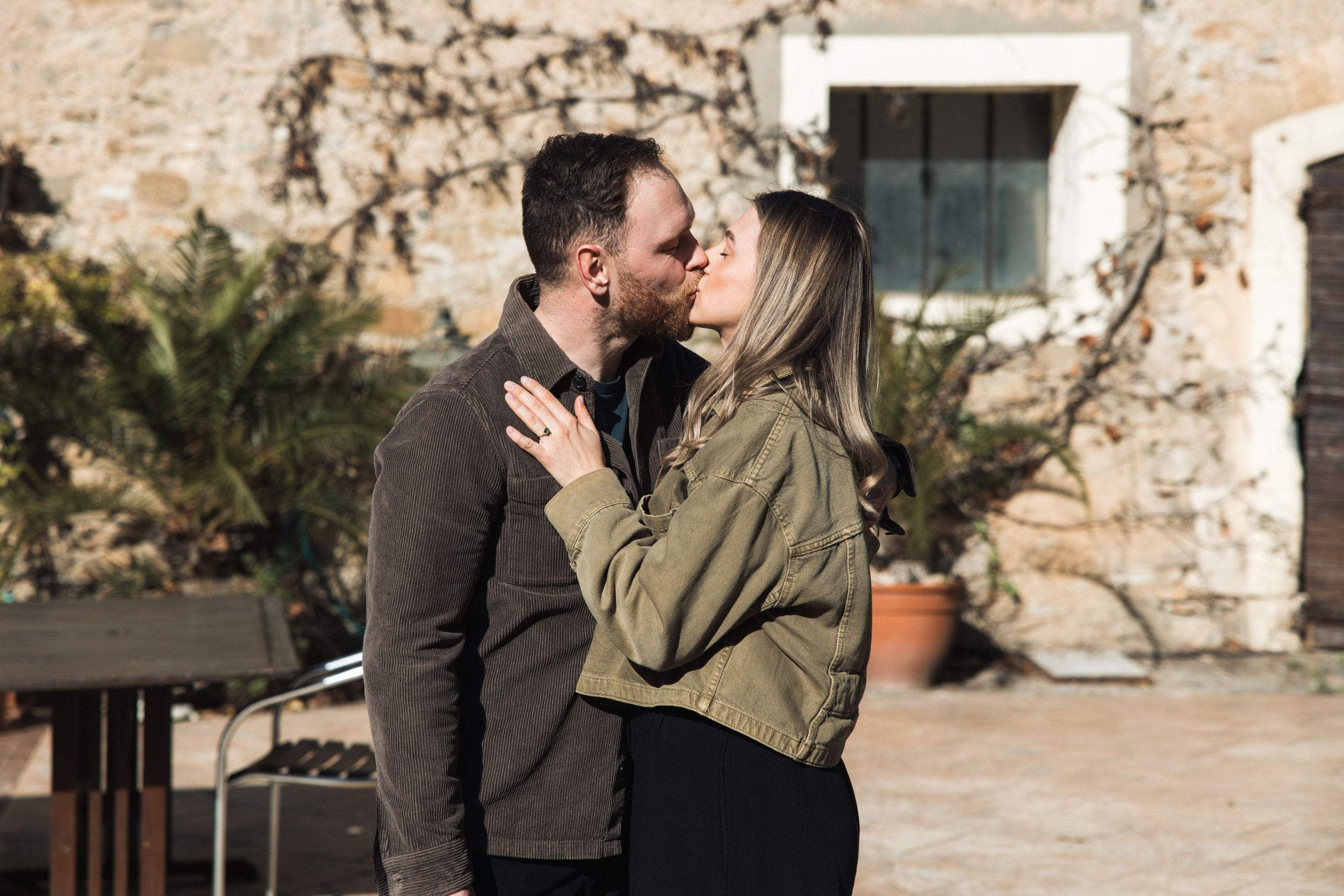 Séance photo avant le mariage pour Jess et Steve a Château du Puits e. Eugénie Smirnova — photographe à Toulouse et dans le sud-ouest de la France