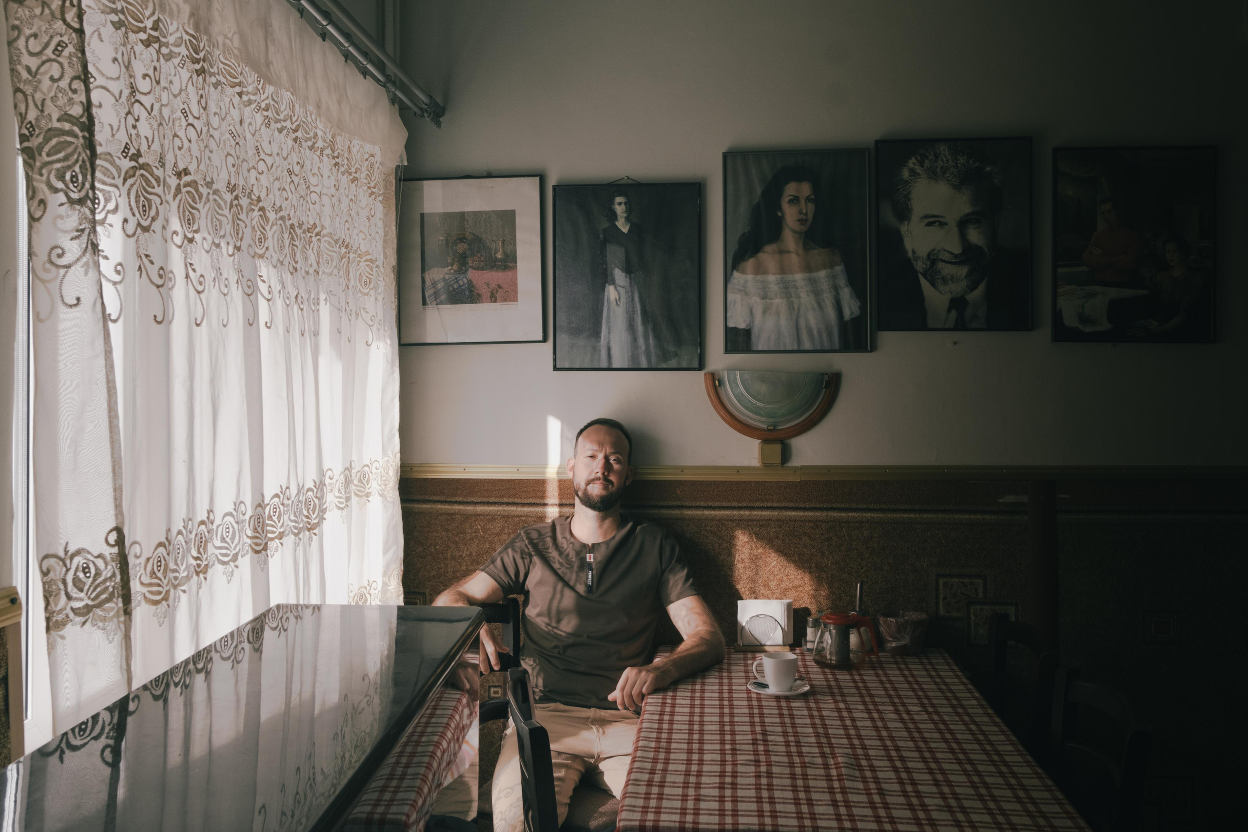 Friend for an hour. Photographer Anastasiya Dubrovina