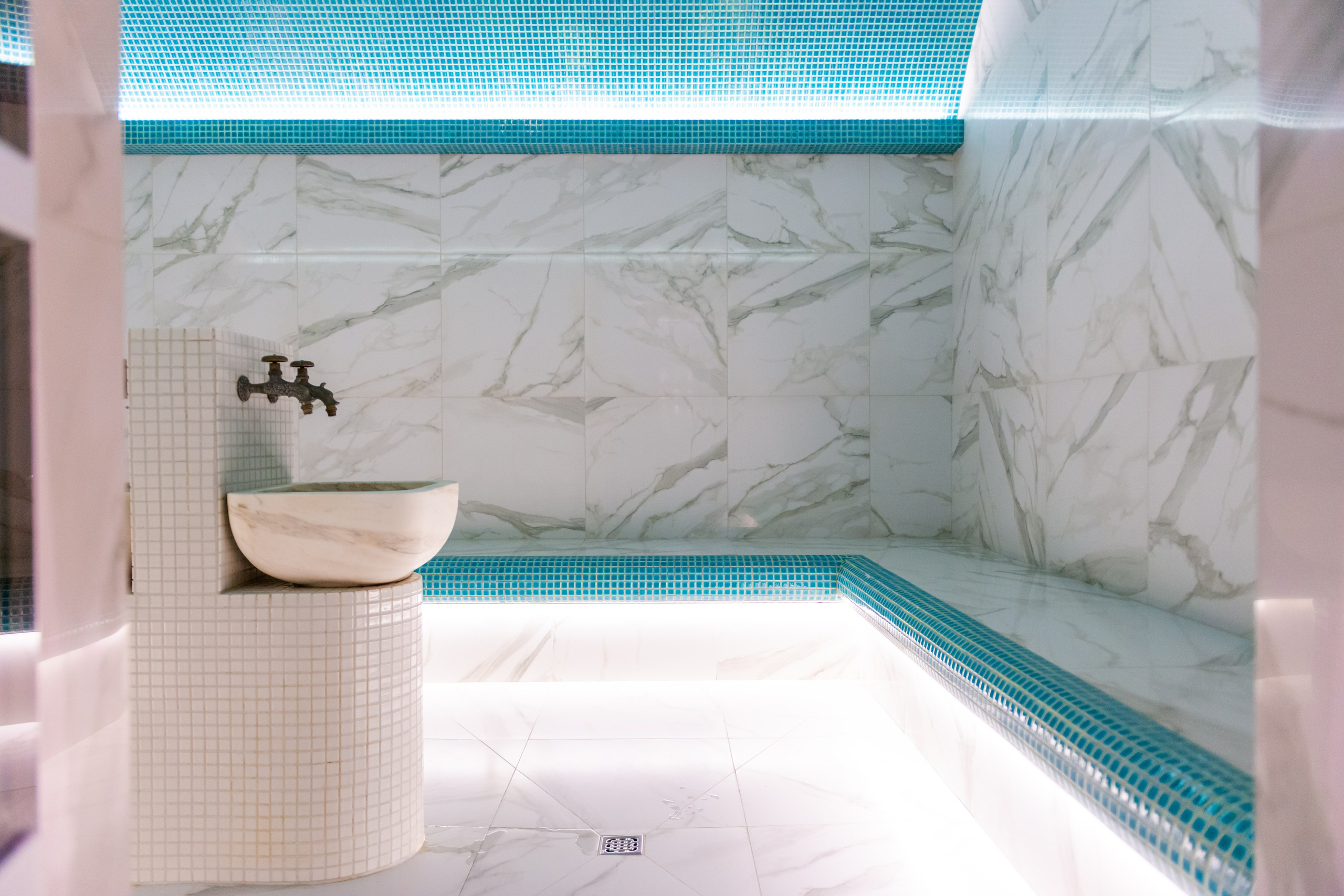 Фитнес-клуб DDX Fitness в ТЦ Июнь Мытищи. ФОТОГРАФ МЕКСИКА КИНТАНА-РОО