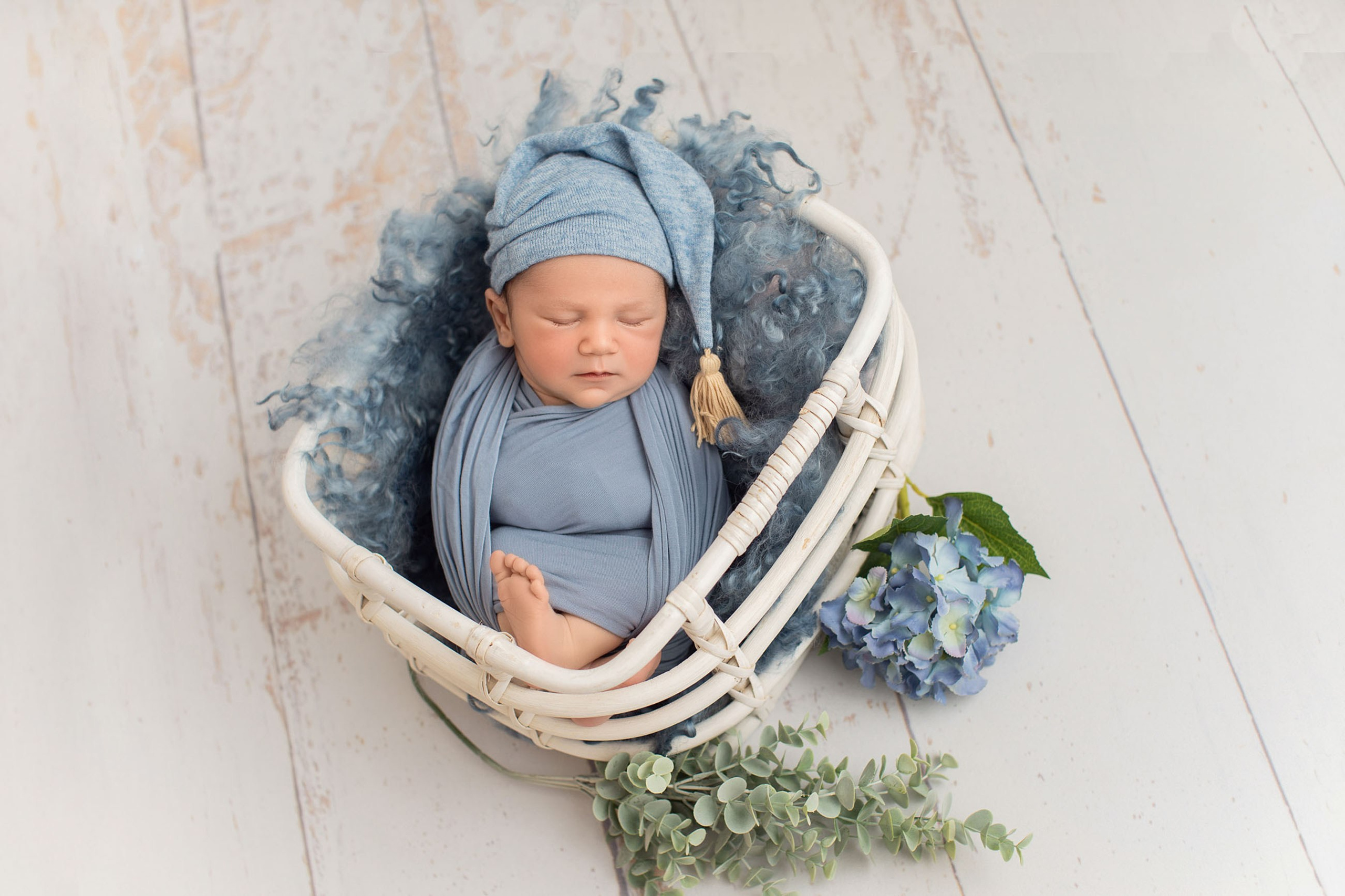 Sydney newborn photography sTudio. Hills District baby photographer