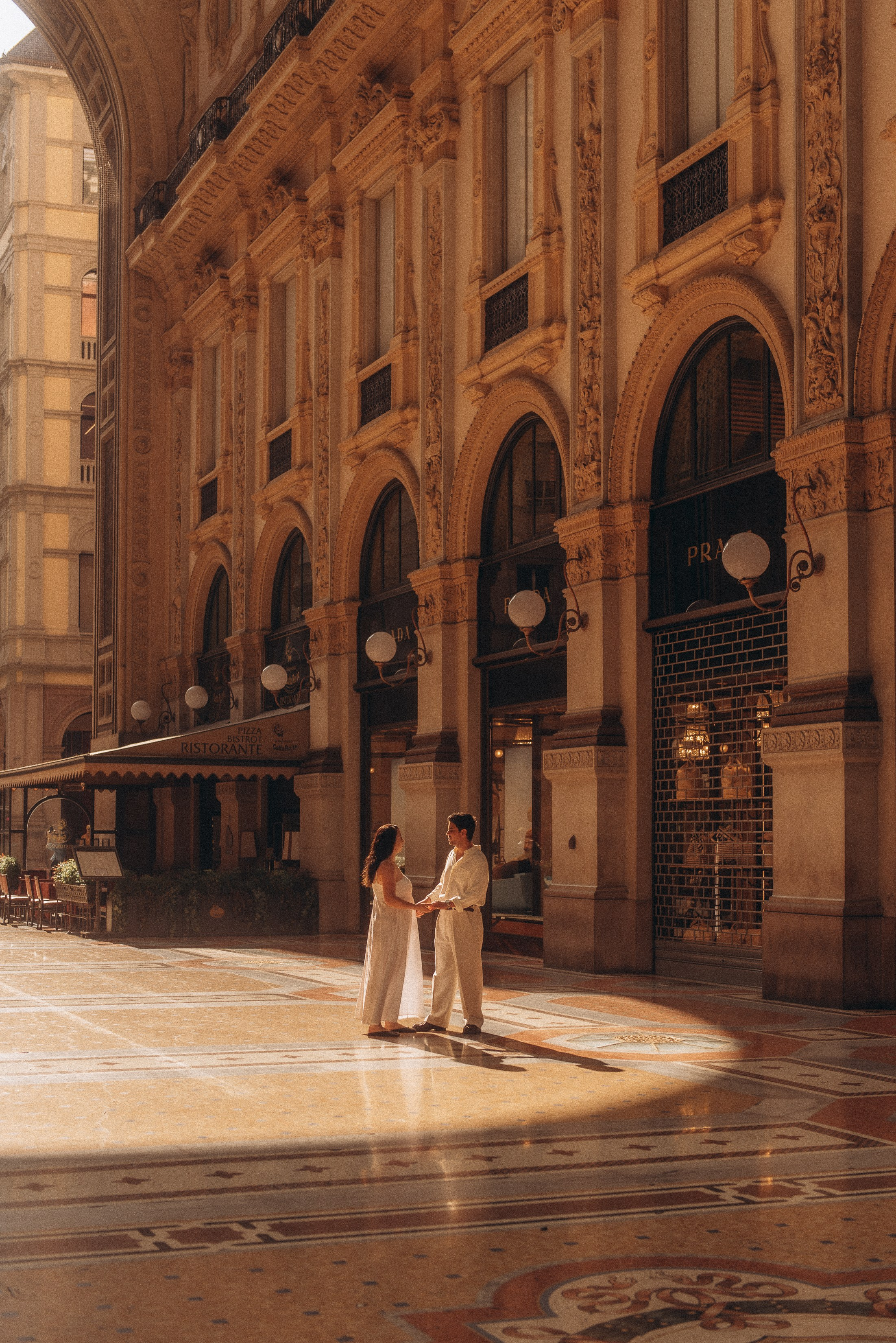 Duomo morning lovestory. Анастасия Бучинская фотограф в Милане