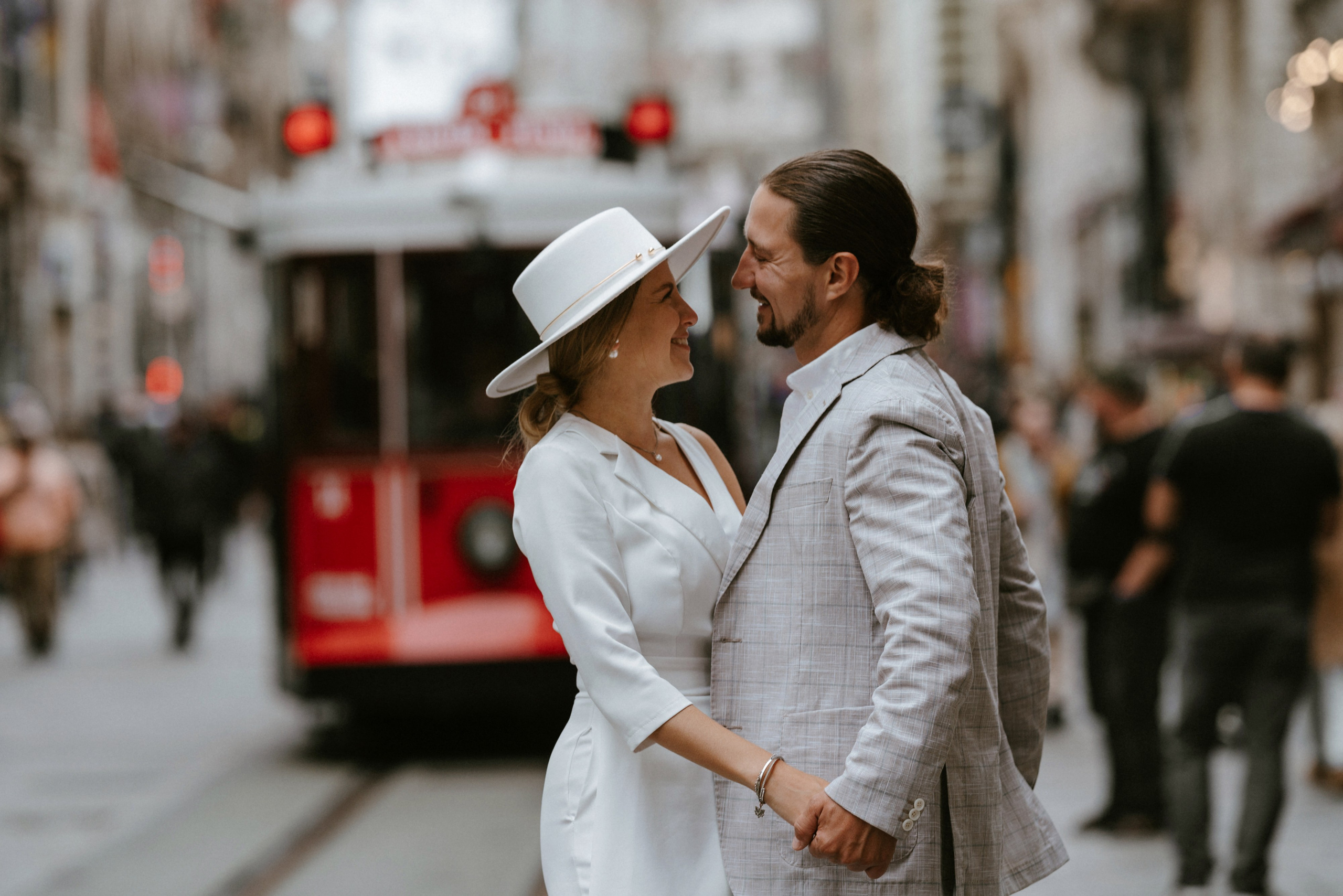 ISTANBUL: Sofiya & Zhenya. Aesthetic & Lifestyle photographer in Da Nang, Vietnam