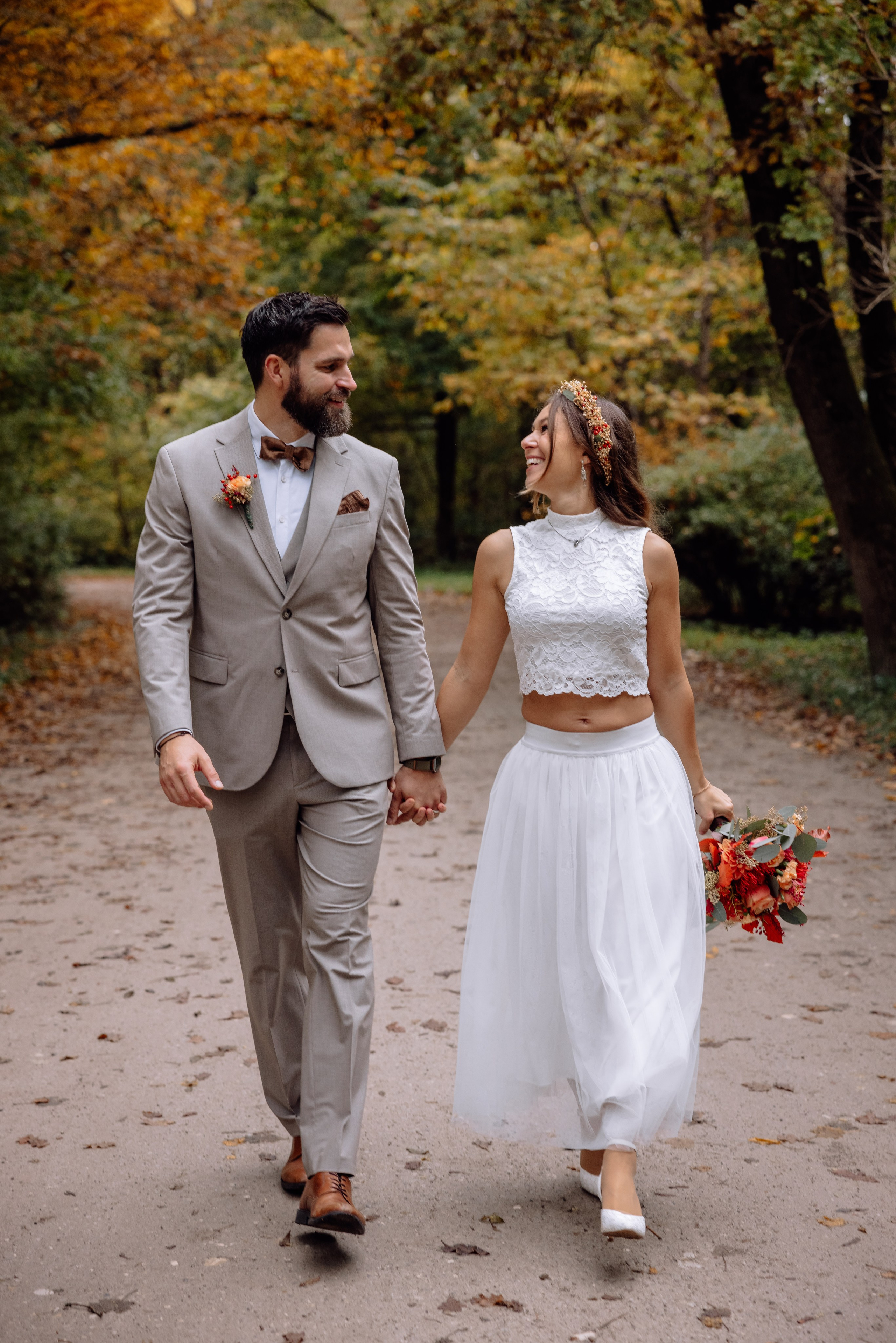 Herbsthochzeit im Standesamt Schwabing. Hochzeitsfotograf München Taufe Familienfotograf Tanja Mauke