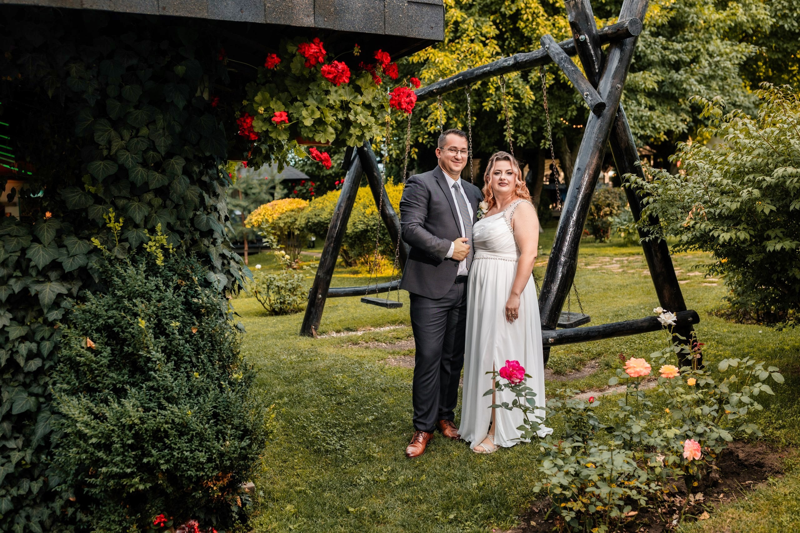 • fotograf cununie religioasă Dorohoi Alexandru și Otilia în biserică • fotograf cununie religioasă Dorohoi moment emoționant schimb de priviri • fotograf cununie religioasă Dorohoi mirii în timpul slujbei • fotograf cununie religioasă Dorohoi cadre naturale din biserică • fotograf cununie religioasă Dorohoi binecuvântarea mirilor • fotograf stare civilă Botoșani Alexandru și Otilia spun DA • fotograf stare civilă Botoșani moment semnare acte oficiale • fotograf stare civilă Botoșani emoții la ieșirea din primărie • fotograf stare civilă Botoșani cadre cu mirii și invitații • fotograf stare civilă Botoșani fotografii naturale și autentice • fotograf nuntă Botoșani ședință foto Alexandru și Otilia • fotograf nuntă Dorohoi cadre romantice ședință foto miri • fotograf nuntă Botoșani portrete elegante miri • fotograf nuntă Dorohoi cadre naturale în lumină caldă • fotograf nuntă Botoșani ședință foto în aer liber • fotograf nuntă Botoșani petrecere dans și distracție • fotograf nuntă Dorohoi momente spontane la petrecere • fotograf nuntă Botoșani invitați pe ringul de dans • fotograf nuntă Dorohoi cadre dinamice de la petrecere • fotograf nuntă Botoșani atmosferă vibrantă și emoții reale • Alin Chirilă fotograf surprinde emoțiile mirilor Alexandru și Otilia • Alin Chirilă fotograf cadre naturale și autentice de nuntă • Alin Chirilă fotograf poveste de dragoste spusă prin imagini • Alin Chirilă fotograf momente reale și emoții sincere • Alin Chirilă fotograf portrete elegante de miri • AlinoFotoStudio fotografie de nuntă Alexandru și Otilia • AlinoFotoStudio cadre artistice cununie religioasă • AlinoFotoStudio ședință foto miri în lumină naturală • AlinoFotoStudio fotografie autentică de nuntă în România • AlinoFotoStudio momente speciale surprinse cu emoție • povestitor prin fotografie surprinde iubirea dintre Alexandru și Otilia • povestitor prin fotografie cadre naturale și emoții reale • povestitor prin fotografie zi de nuntă spusă în imagini • povestitor prin fotografie momente autentice și pline de viață • povestitor prin fotografie amintiri transformate în artă Alin Chirilă fotograf – povestitor prin fotografie la nunta Alexandru și Otilia • AlinoFotoStudio fotograf nuntă – emoții reale surprinse natural • fotograf nuntă Botoșani • fotograf nuntă Dorohoi • fotograf cununie religioasă Dorohoi • fotograf stare civilă Botoșani • fotograf botez Botoșani • Alin Chirilă fotograf • AlinoFotoStudio • povestitor prin fotografie