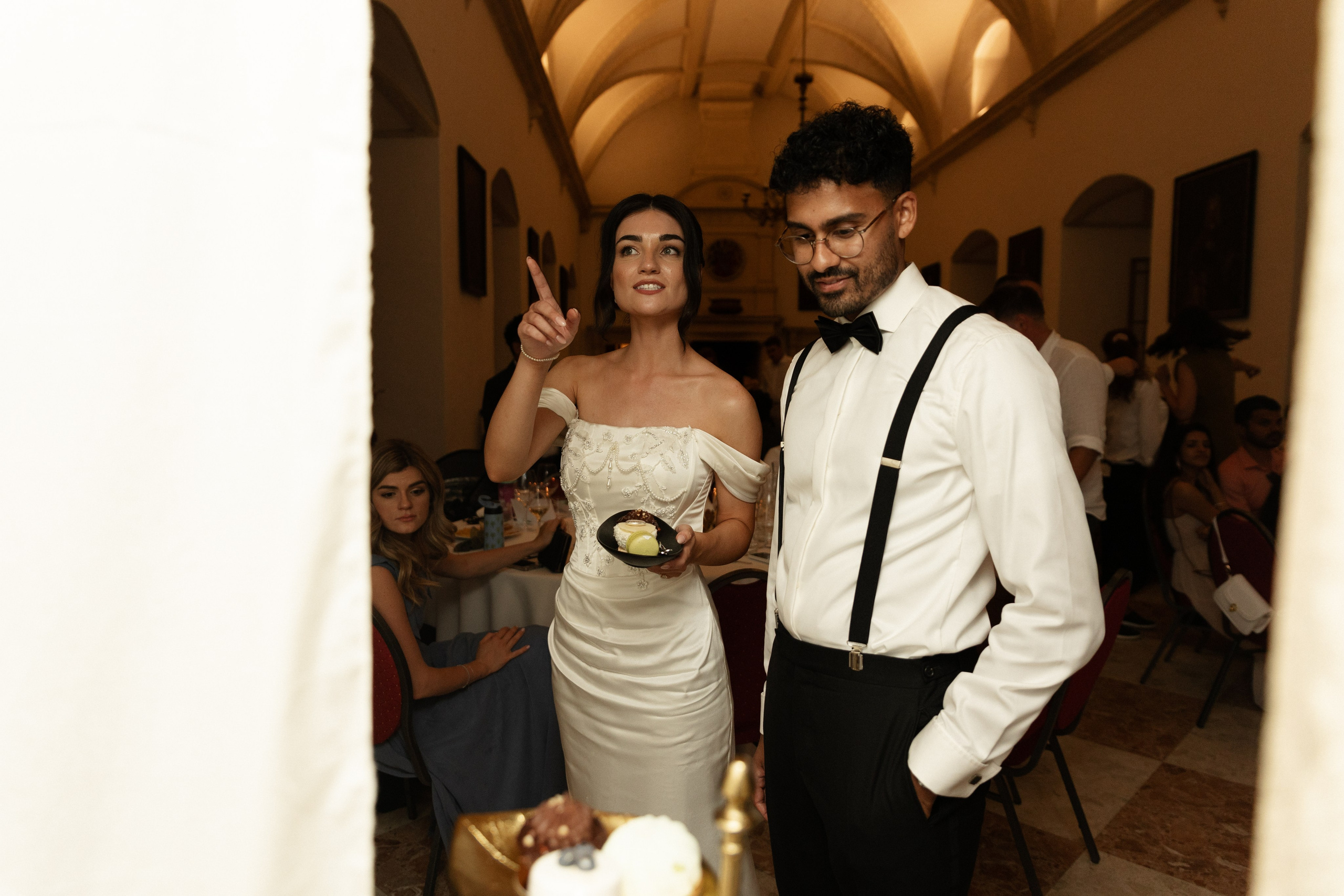 Elegant Castle Wedding in Austria | Alwin & Ruth’s Fairytale Celebration. Wedding photographer and videographer based in Timisoara, Romania