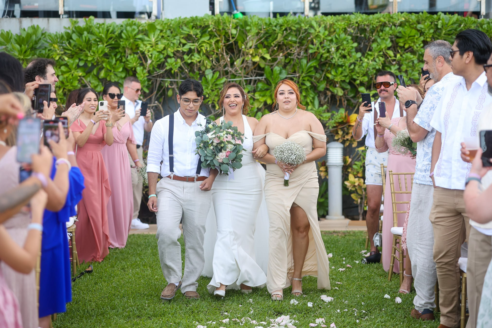 Cancun RIU Boda Zoraya y Andrew. Estudio de fotografia en Tijuana