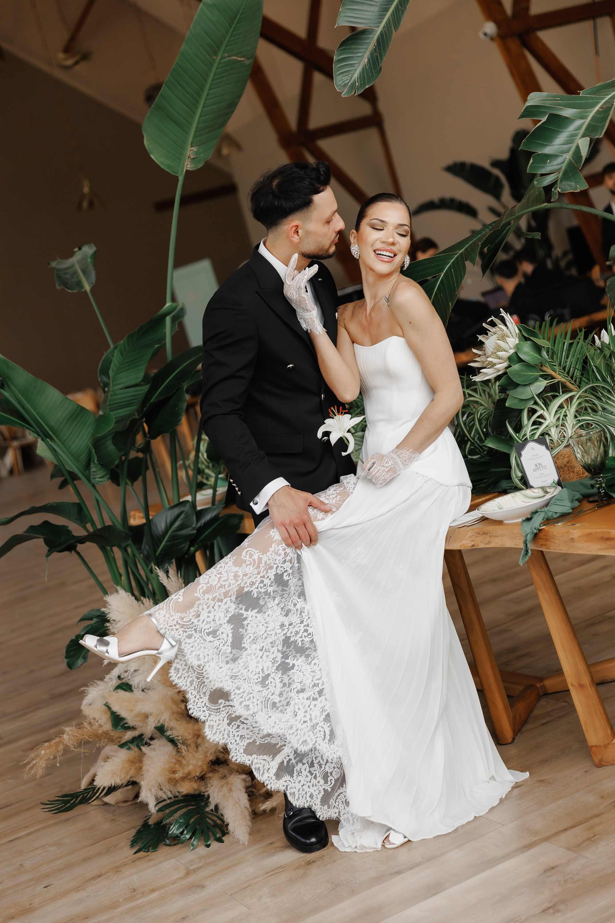 Fotograf nunta Bucuresti – Heaven by the Lake, Snagov | Fotografii elegante, editate natural. Fotograf nunta Bucuresti - Manu Ivanciu