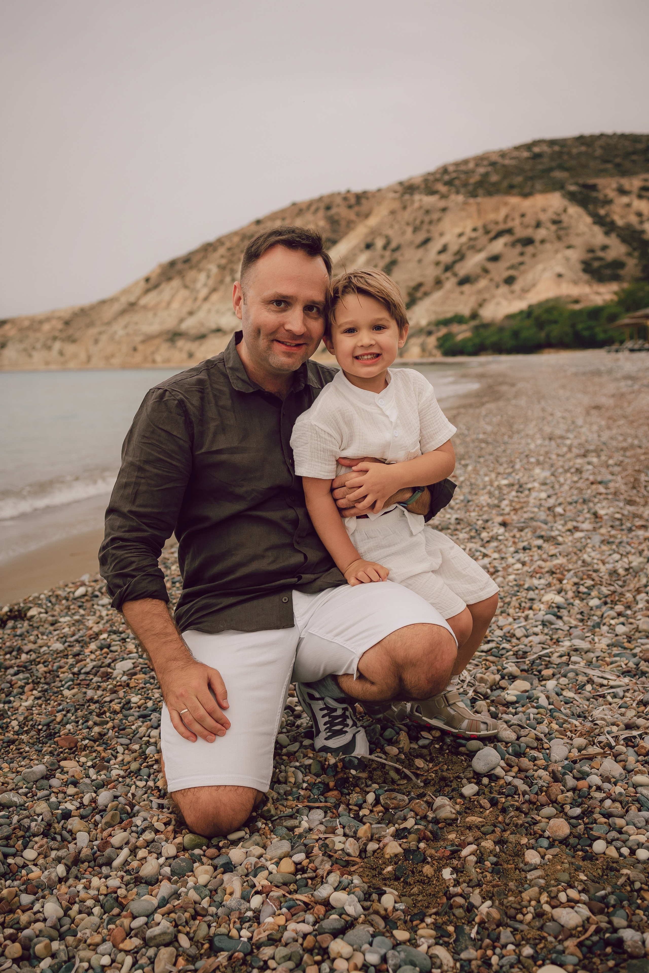 Family photoshoot. Photographer in Cyprus