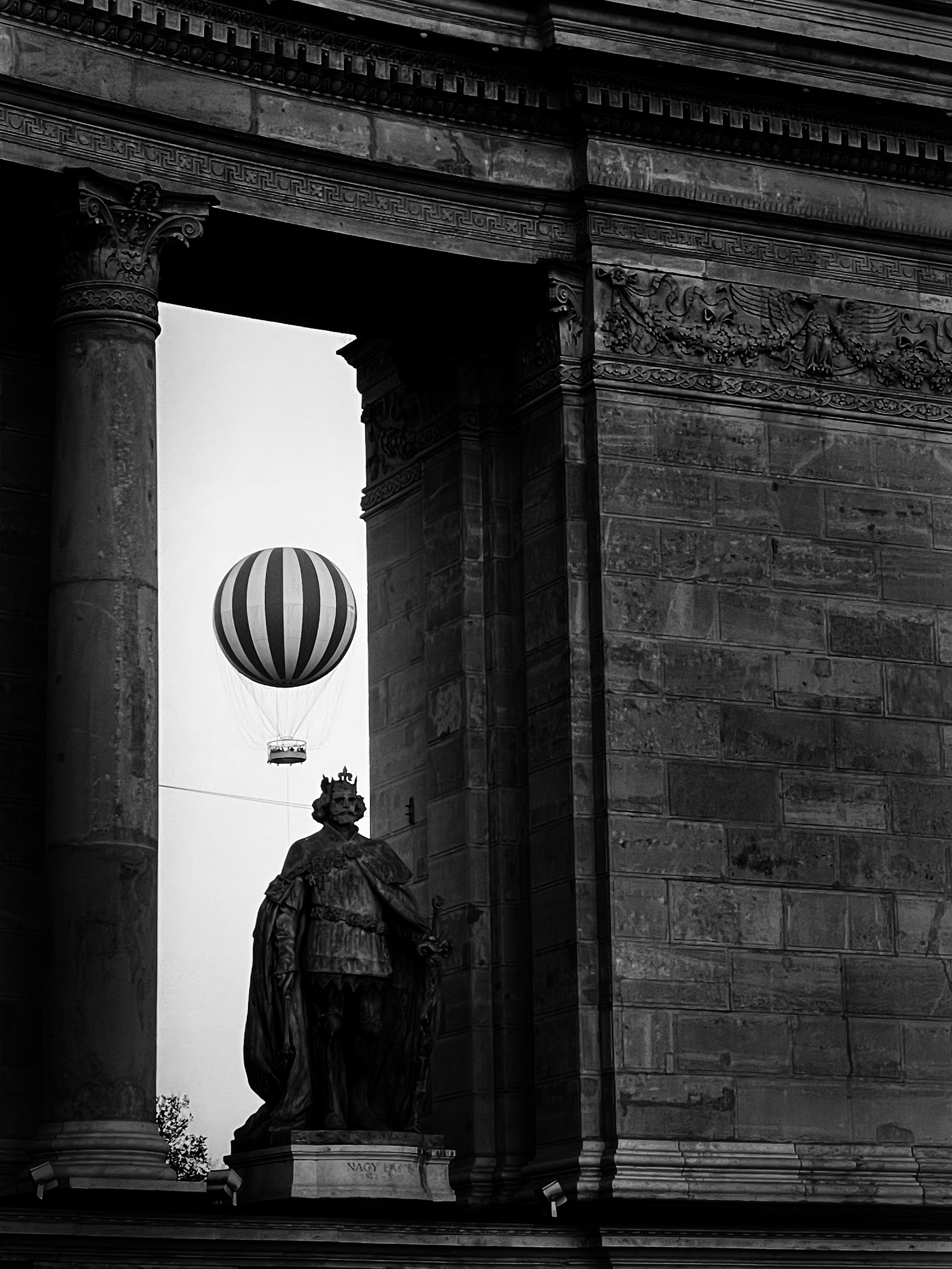 STRT JRNL by Knyazev Yura issue #3 december 2025. Photographer in Budapest — Yura Knyazev