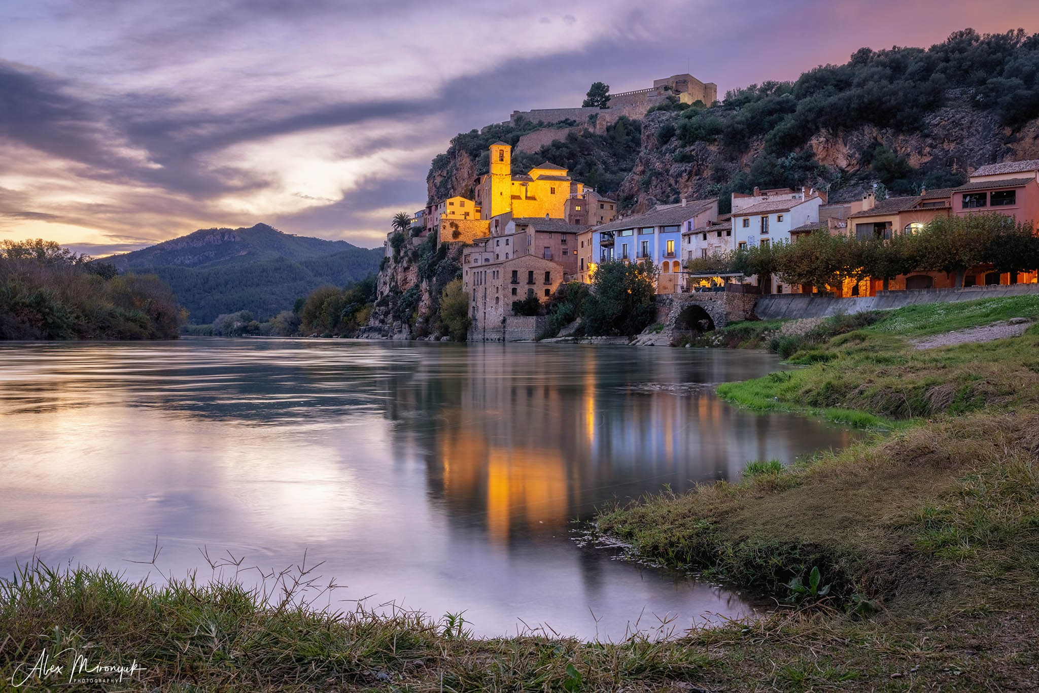 Catalonian Medieval Castles. Pet, Senior, Landscape, portrait studio, photographer in Miami and Sou