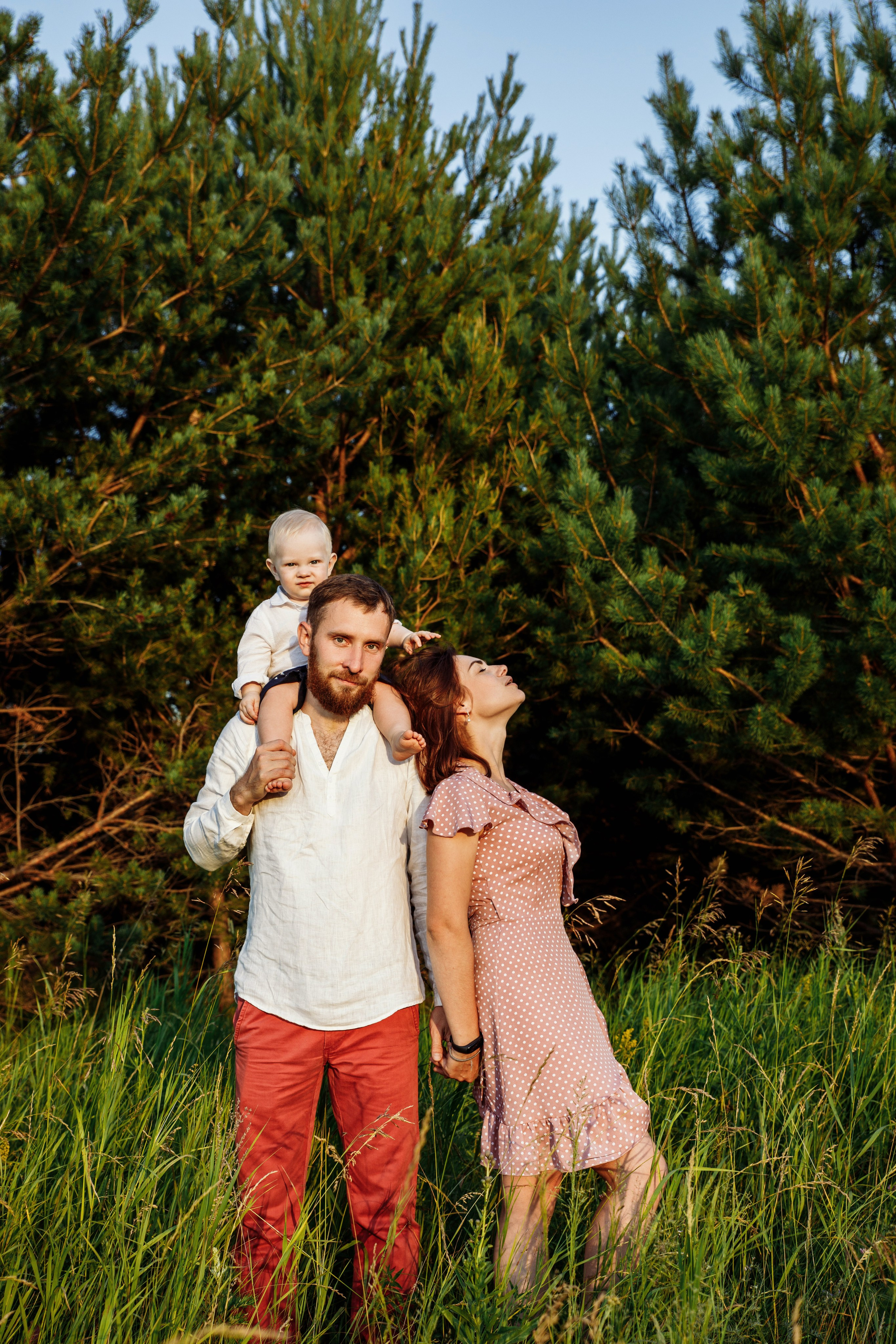 Outdoor First Birthday Photoshoot – Fun & Playful Moments. Alisa Tant — Family and newborn photographer Bucks County, Montgomery county, Philadelphia, NJ